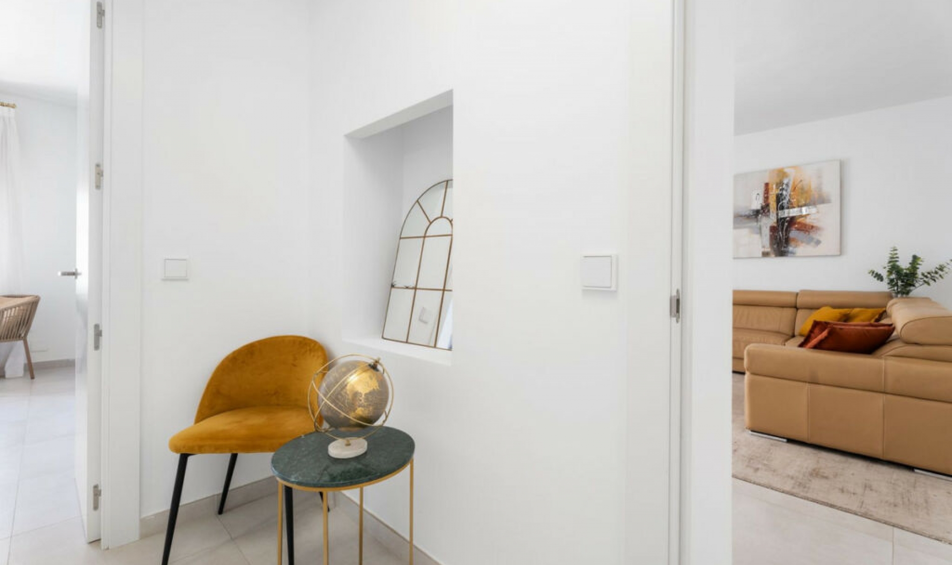 Resale - Apartment -
Puerto Banús