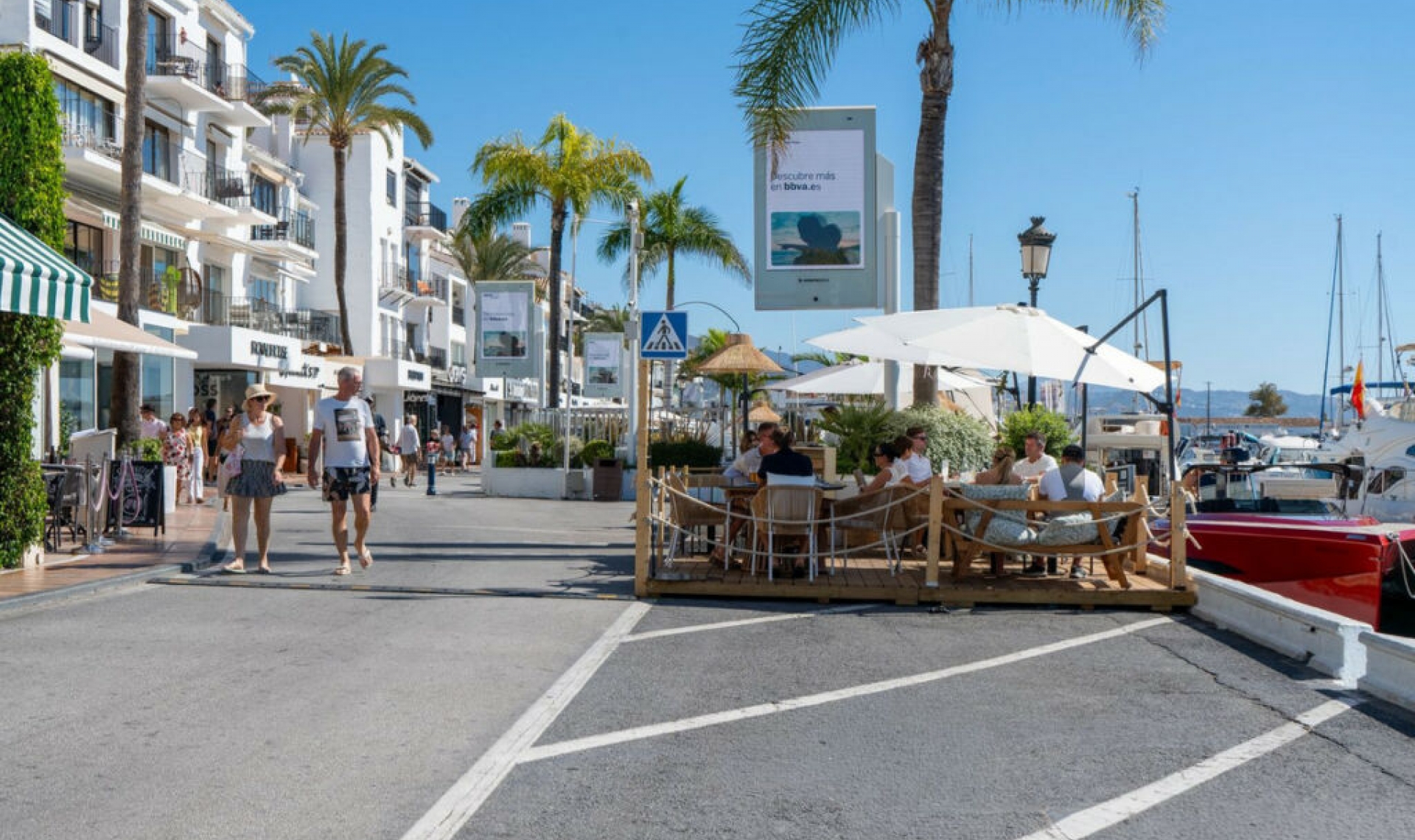 Resale - Apartment -
Puerto Banús