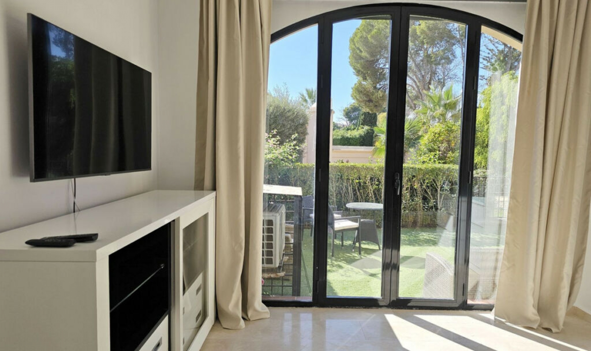 Resale - Apartment -
Puerto Banús