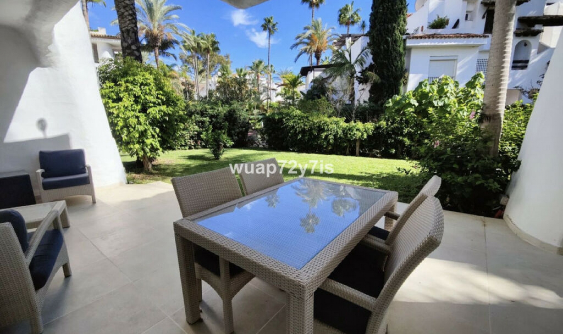 Resale - Apartment -
Puerto Banús