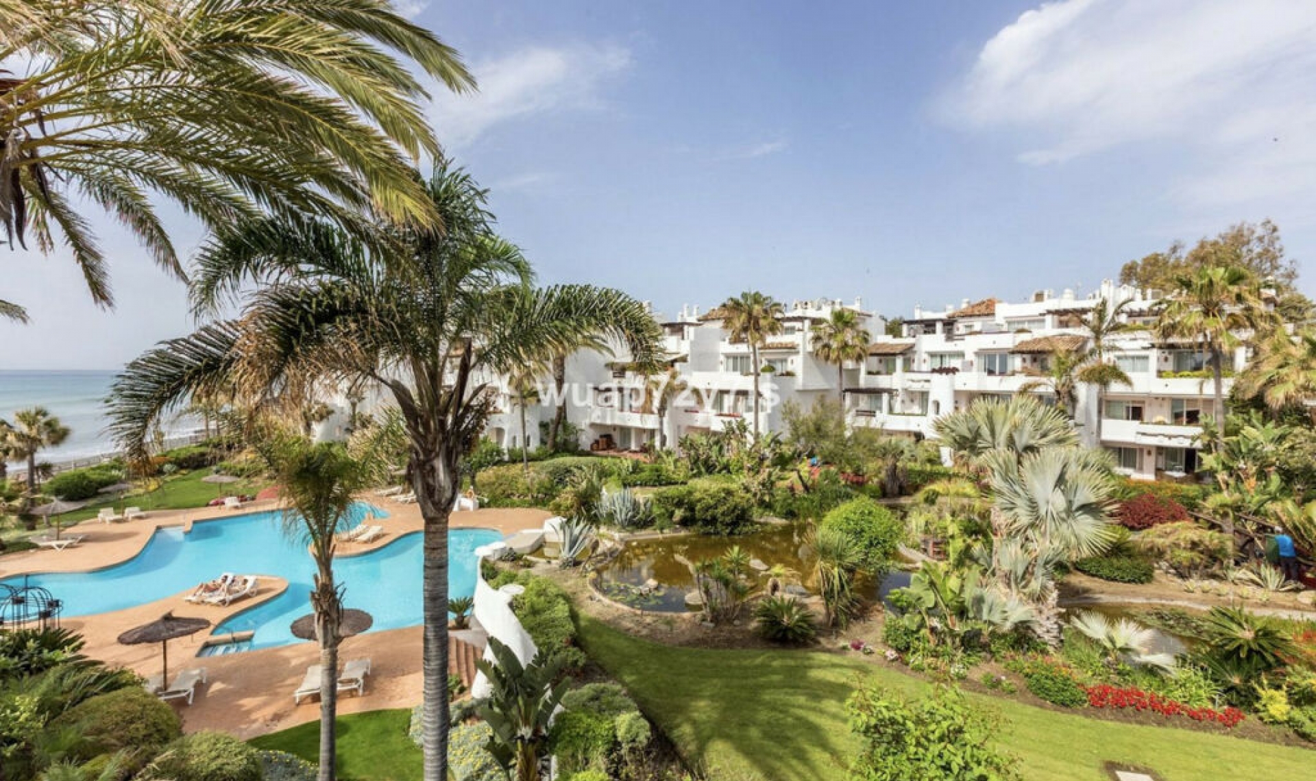 Resale - Apartment -
Puerto Banús