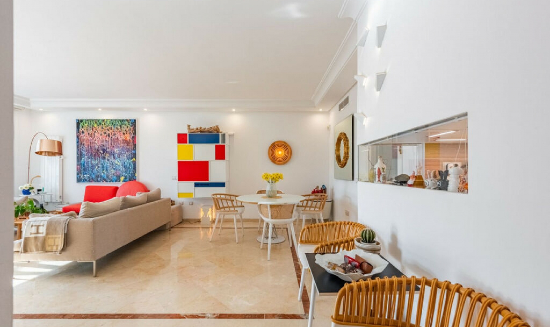 Resale - Apartment -
Puerto Banús