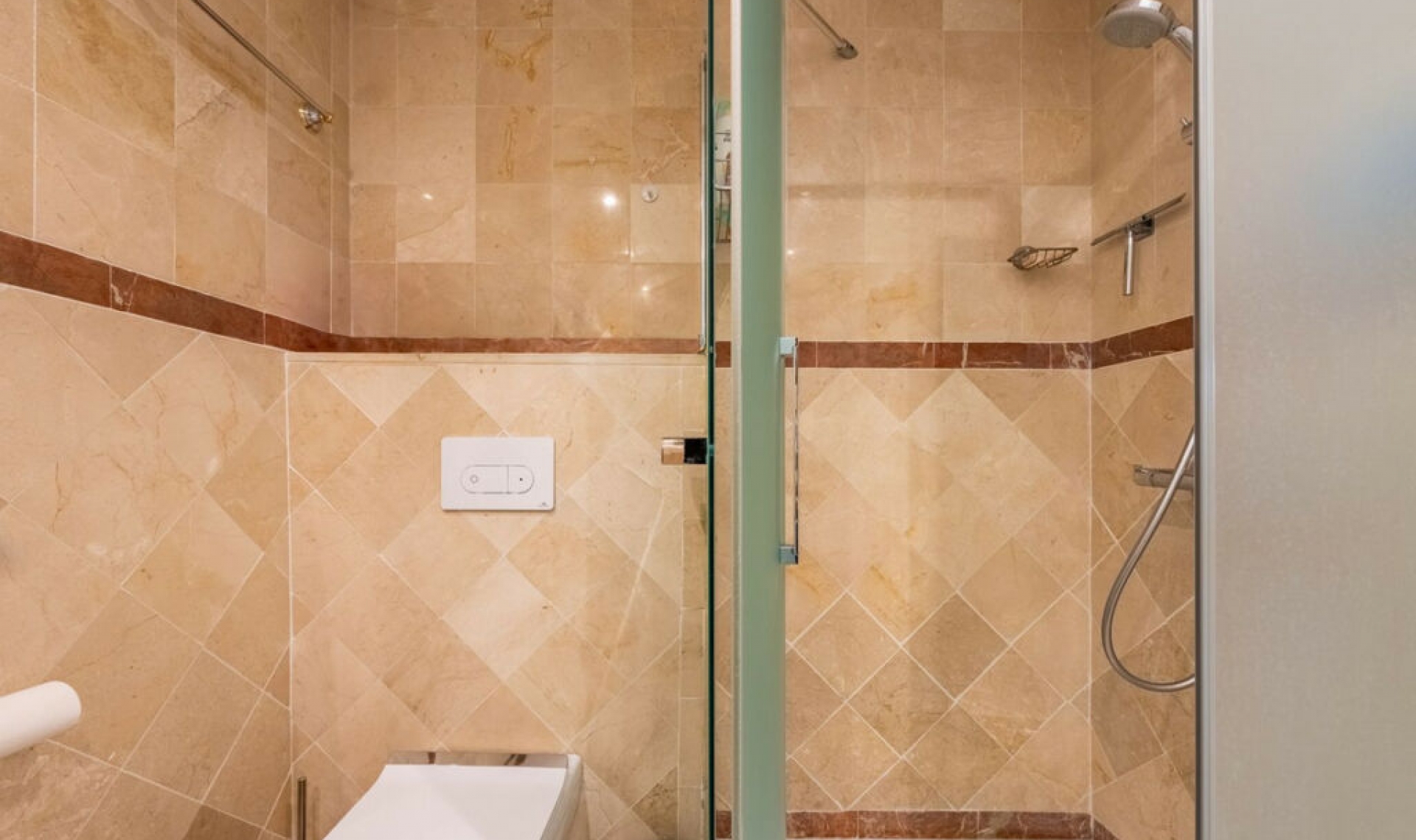 Resale - Apartment -
Puerto Banús