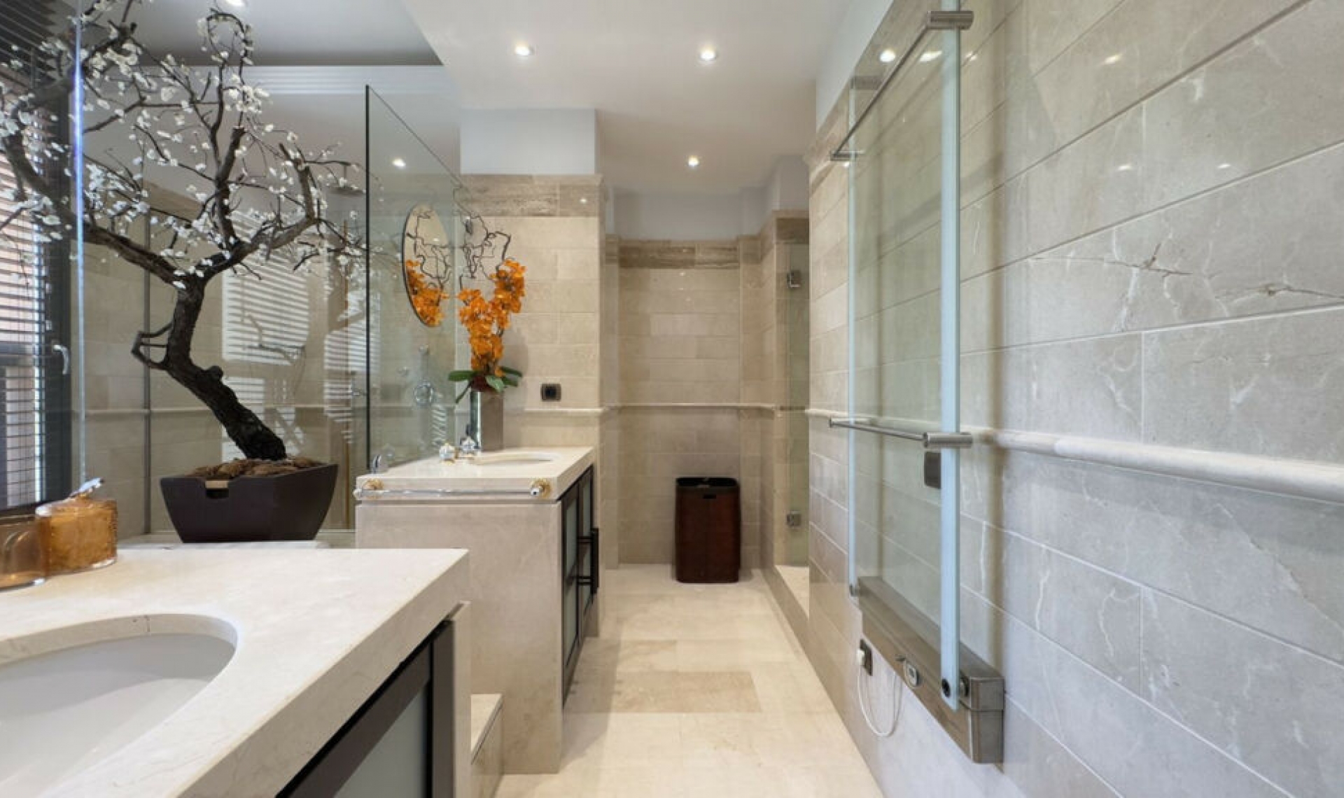 Resale - Apartment -
Puerto Banús