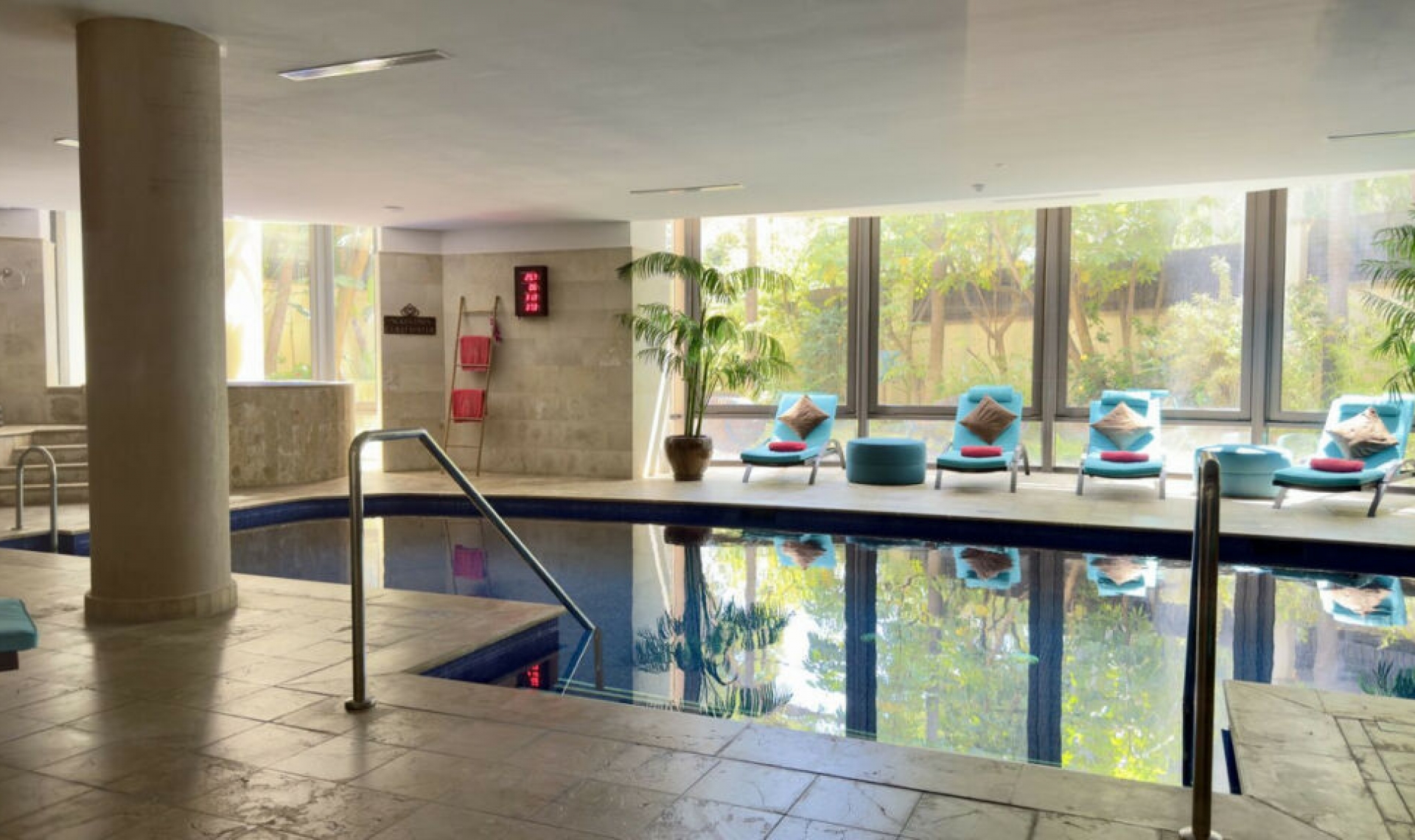 Resale - Apartment -
Puerto Banús