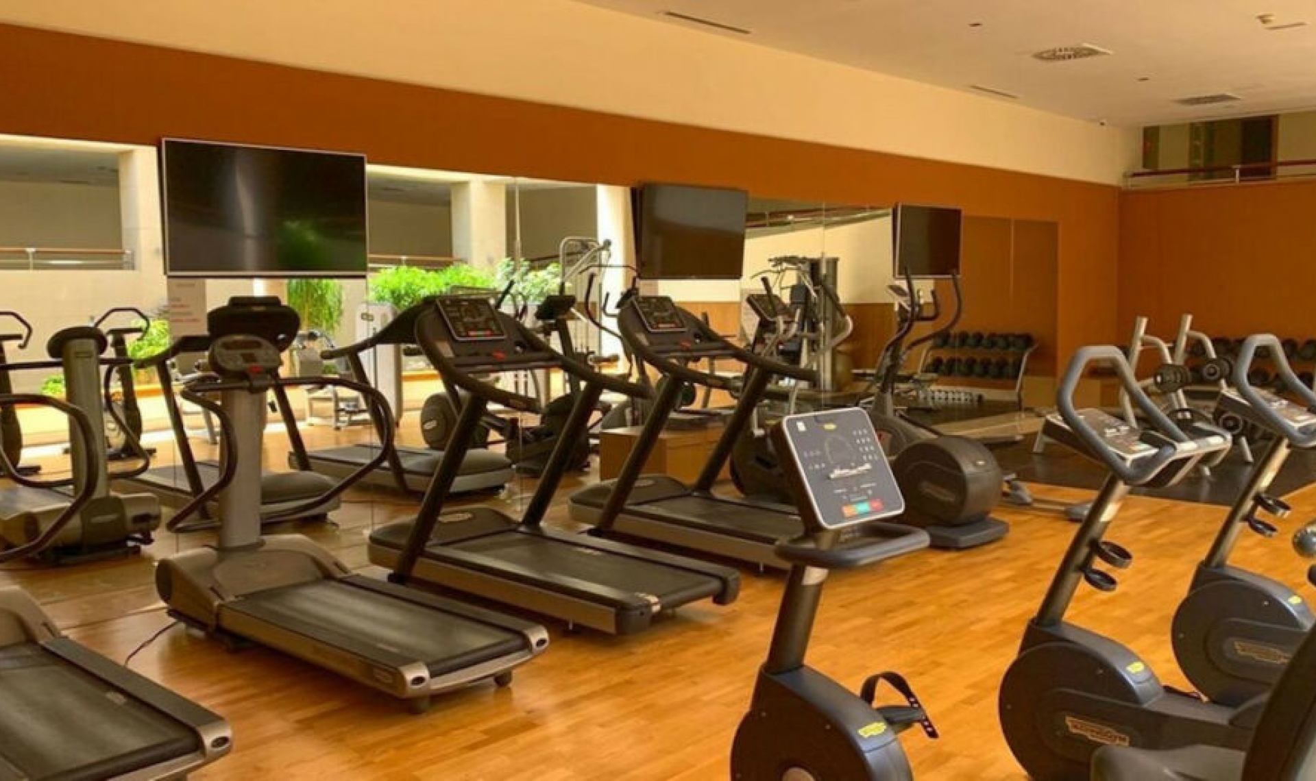 Resale - Apartment -
Puerto Banús