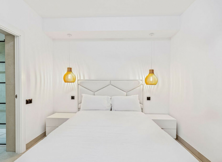 Resale - Apartment -
Puerto Banús