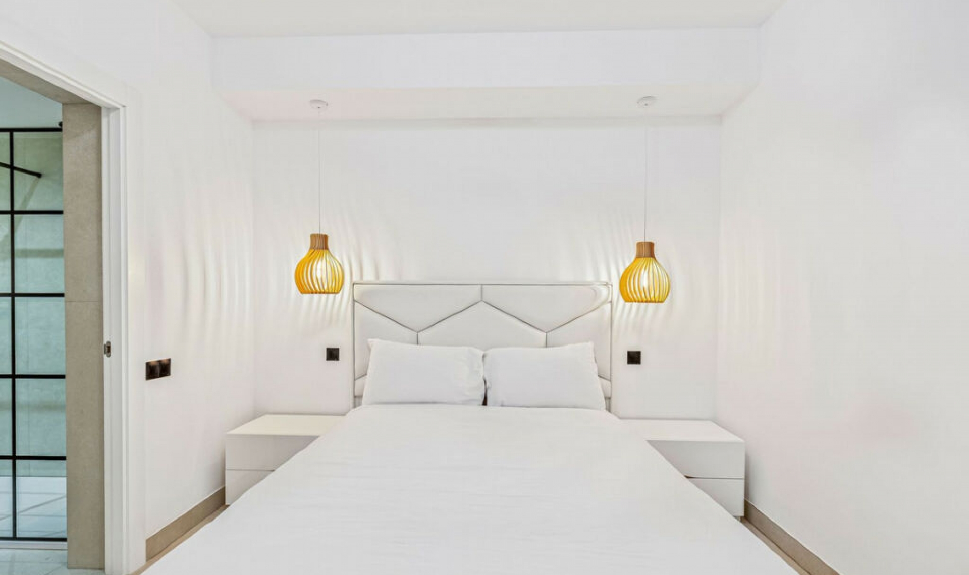 Resale - Apartment -
Puerto Banús