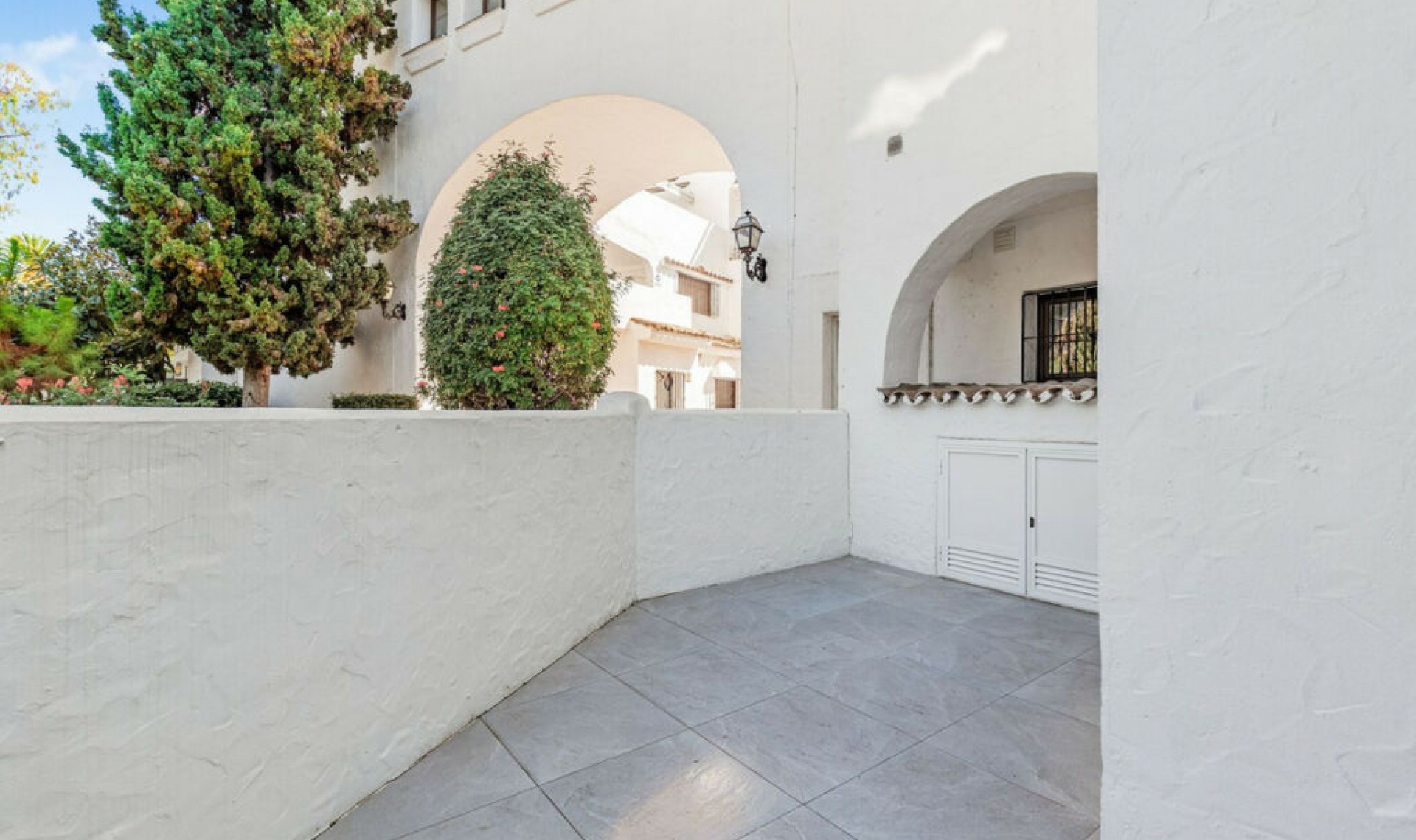 Resale - Apartment -
Puerto Banús