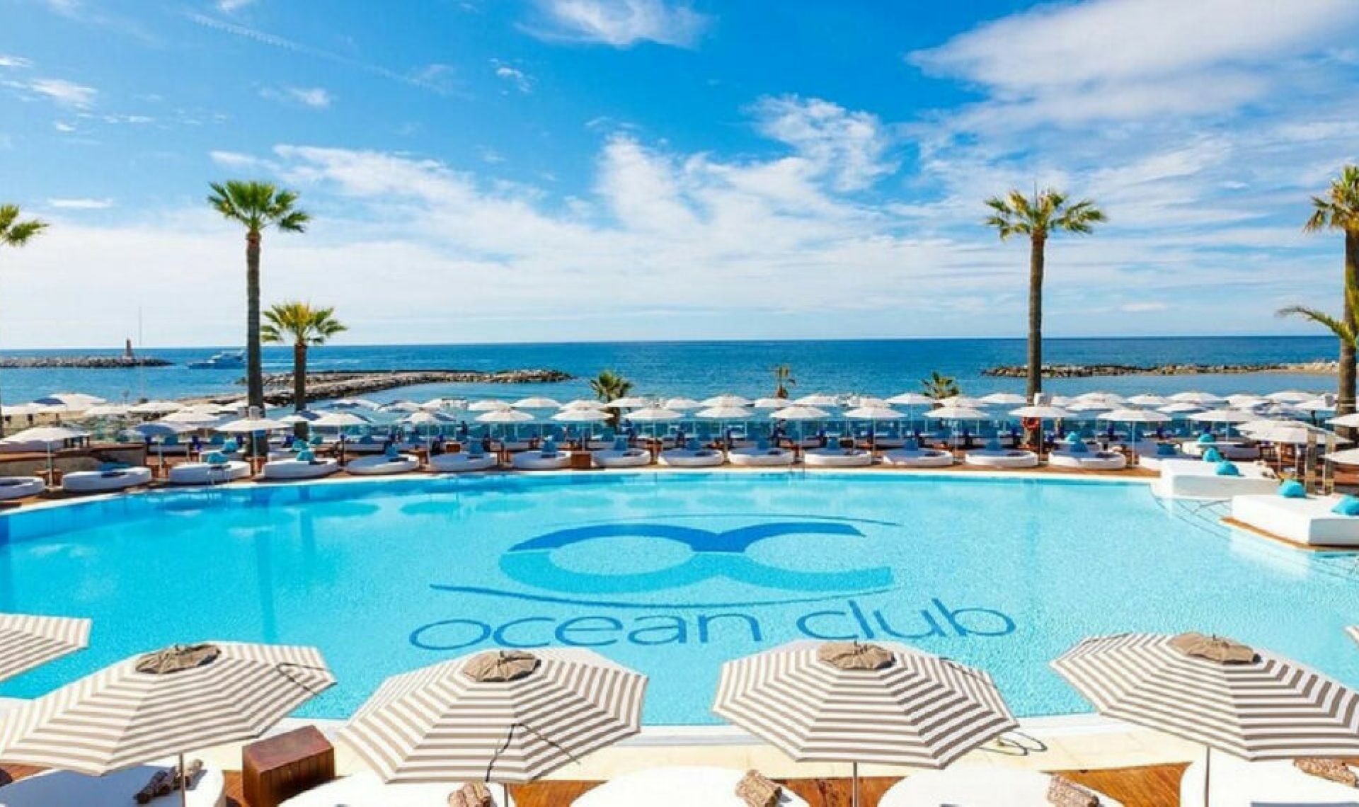 Resale - Apartment -
Puerto Banús