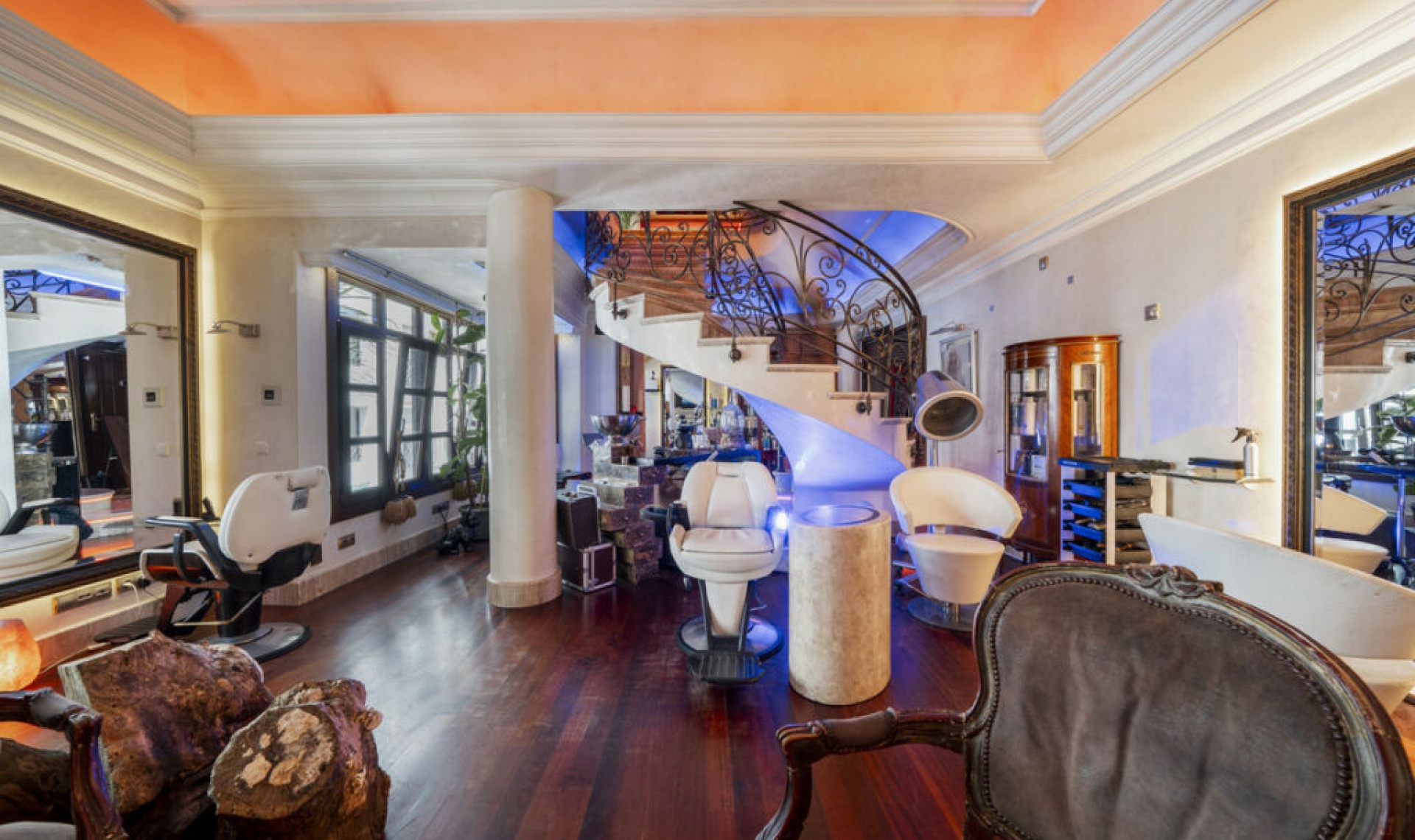 Resale - Apartment -
Puerto Banús