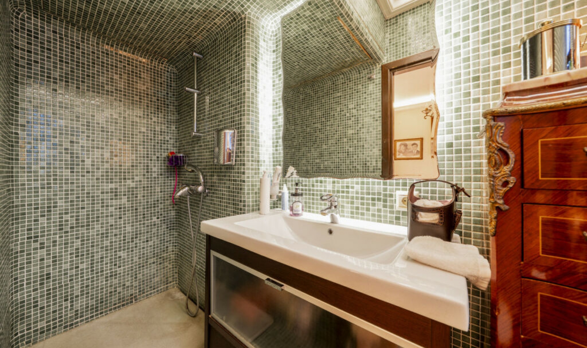 Resale - Apartment -
Puerto Banús