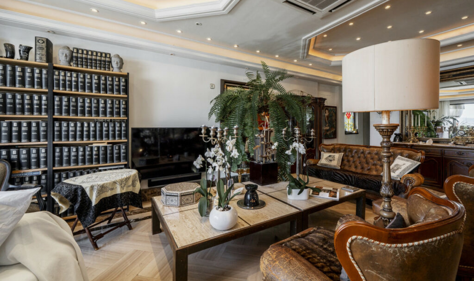 Resale - Apartment -
Puerto Banús