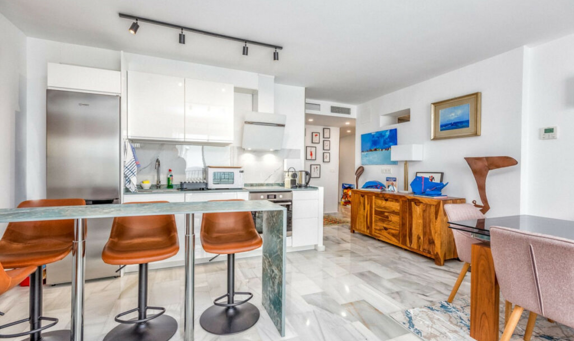 Resale - Apartment -
Puerto Banús