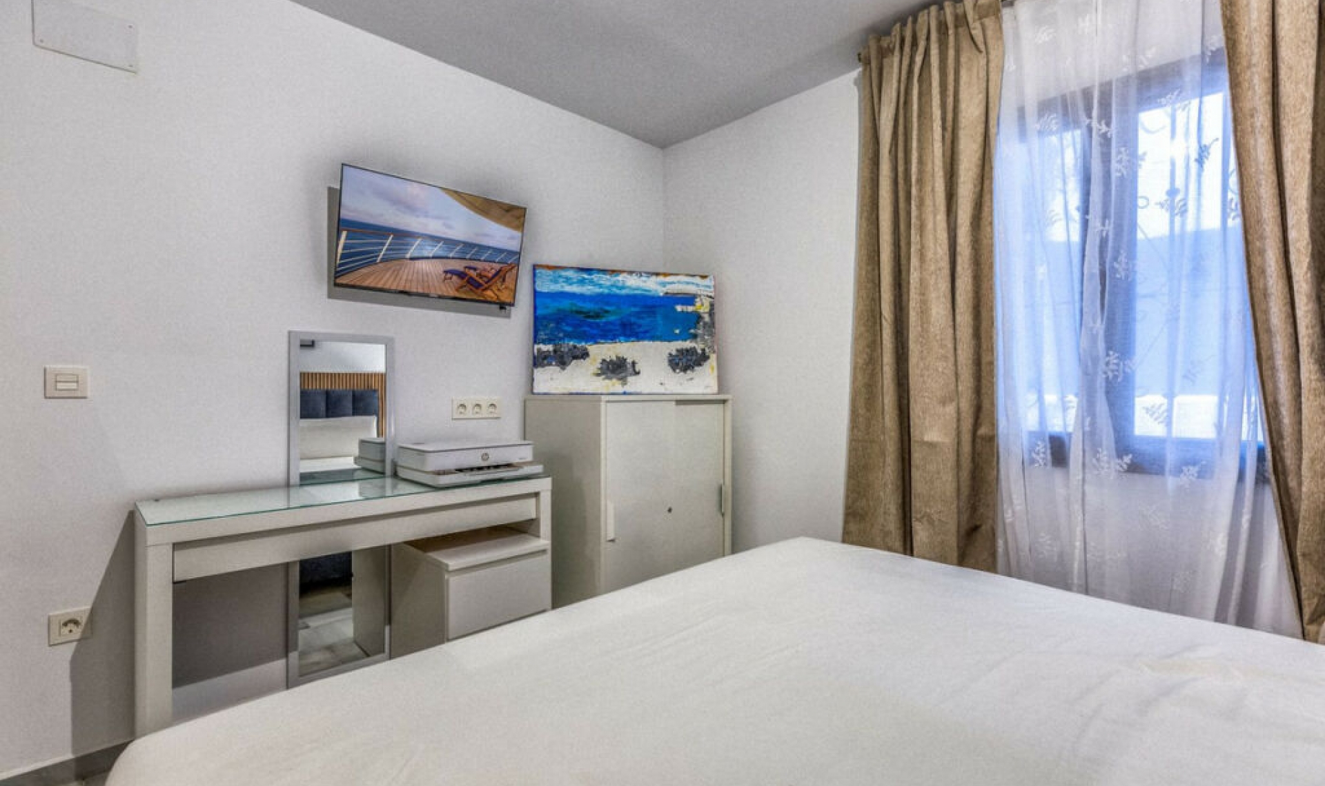 Resale - Apartment -
Puerto Banús