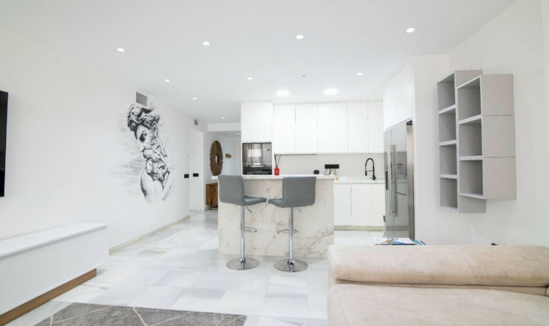 Resale - Apartment -
Puerto Banús