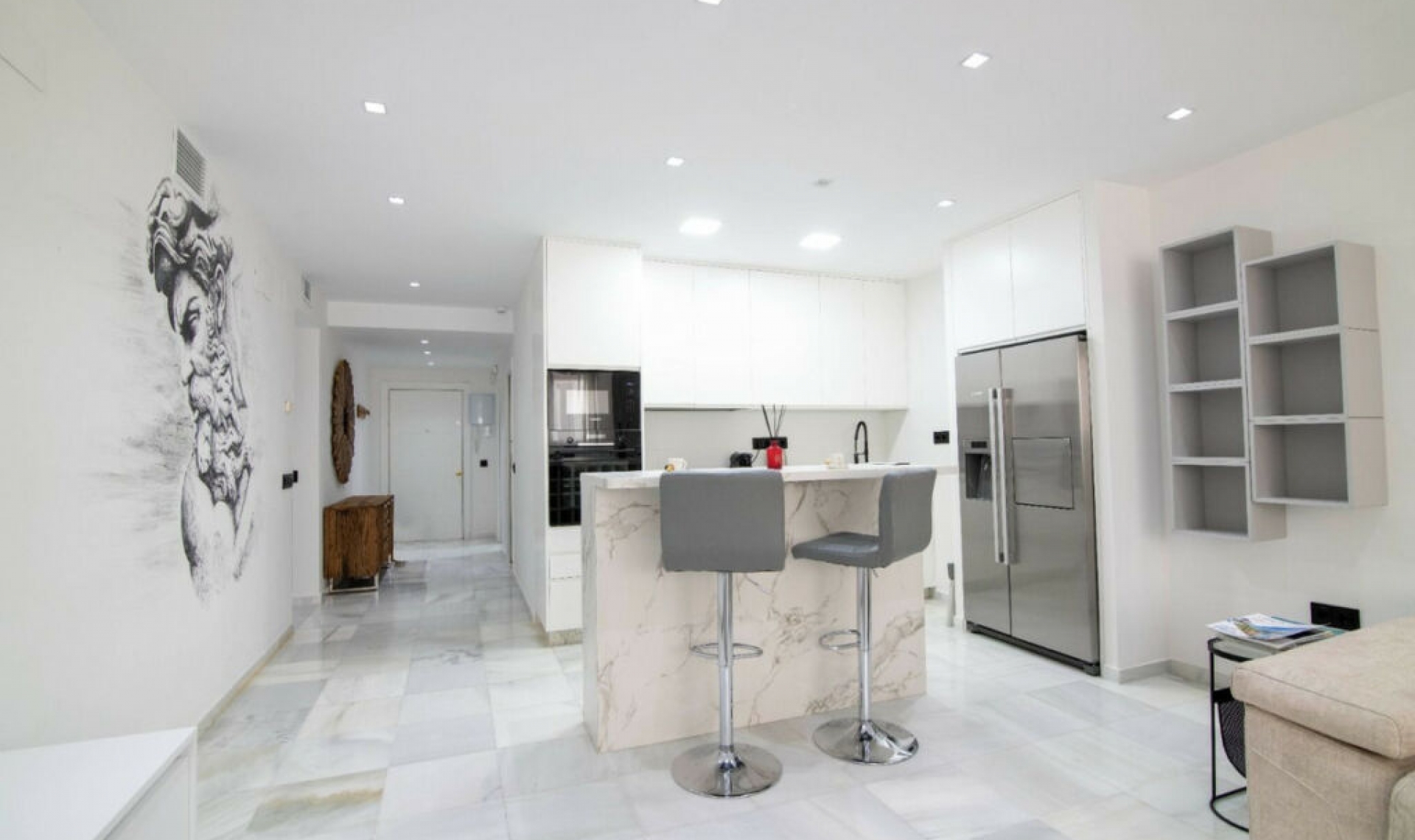 Resale - Apartment -
Puerto Banús