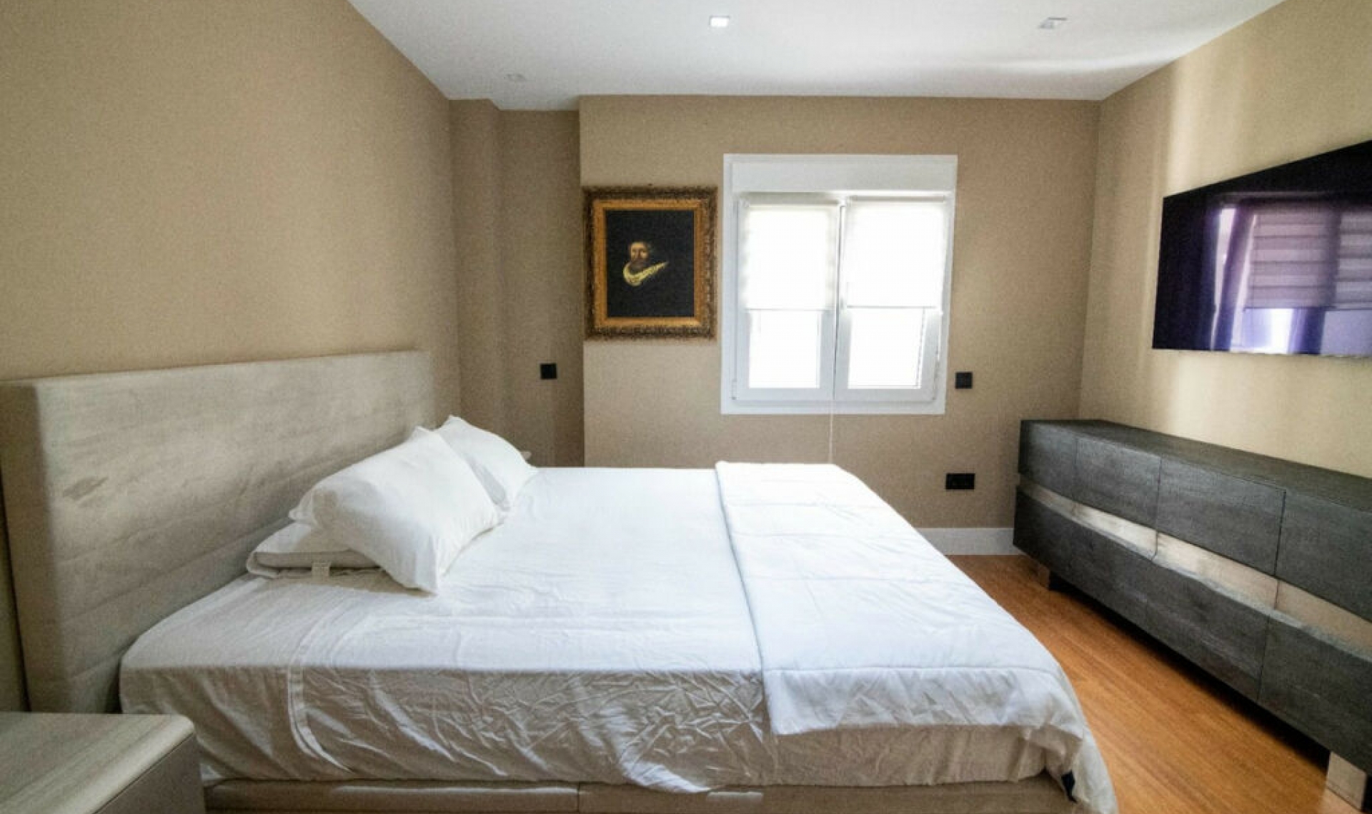 Resale - Apartment -
Puerto Banús