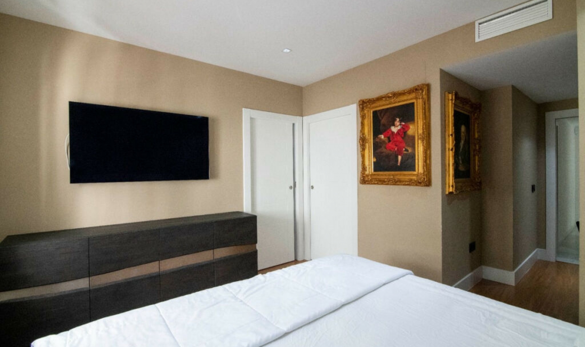 Resale - Apartment -
Puerto Banús