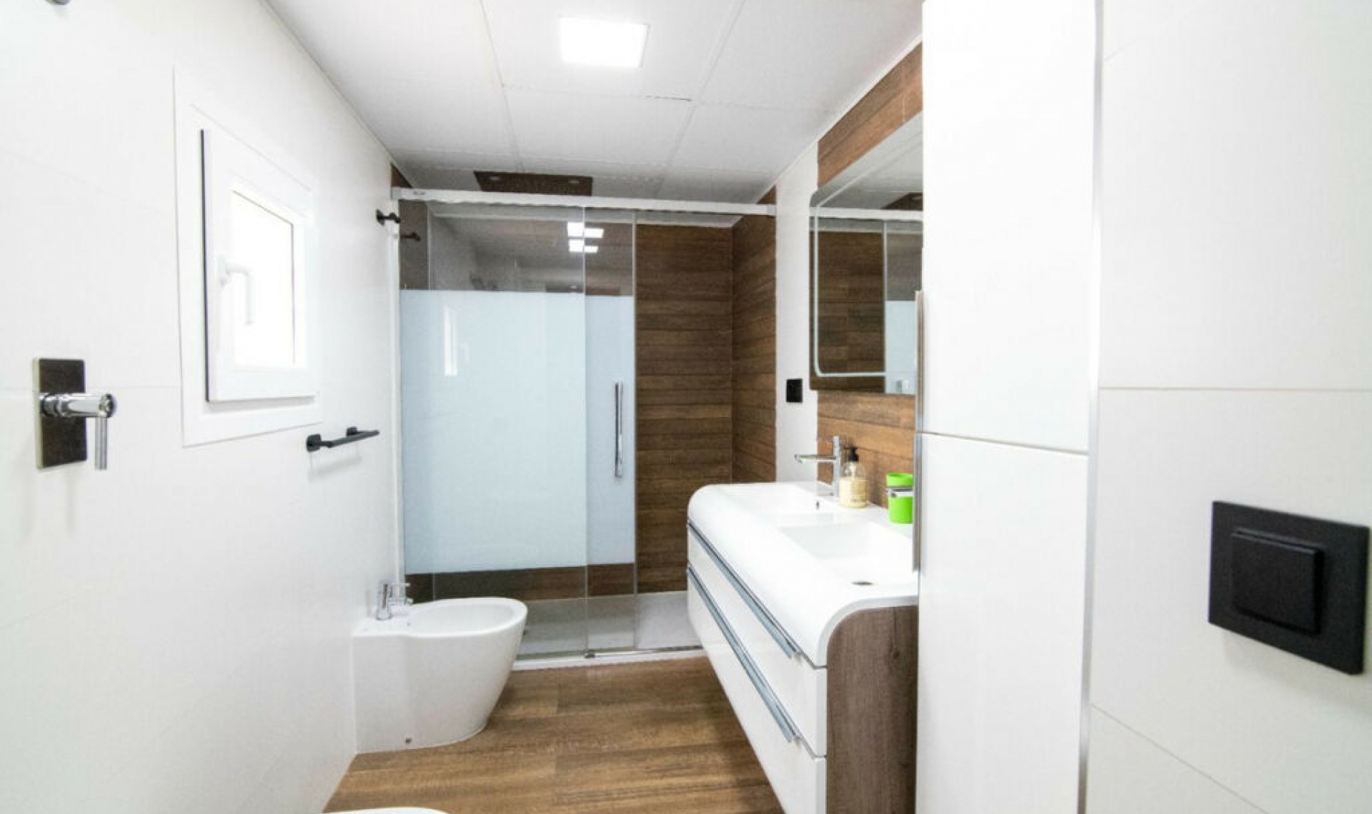 Resale - Apartment -
Puerto Banús