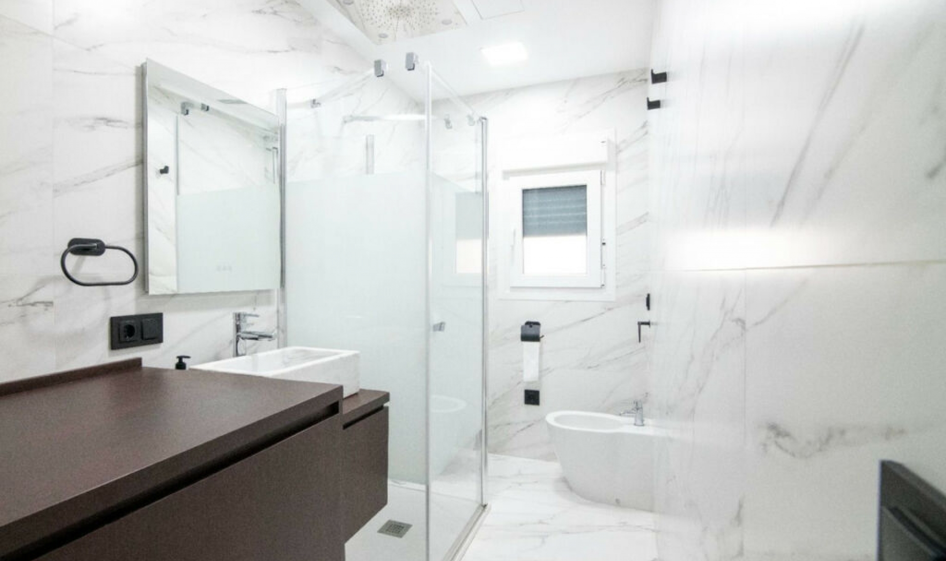 Resale - Apartment -
Puerto Banús