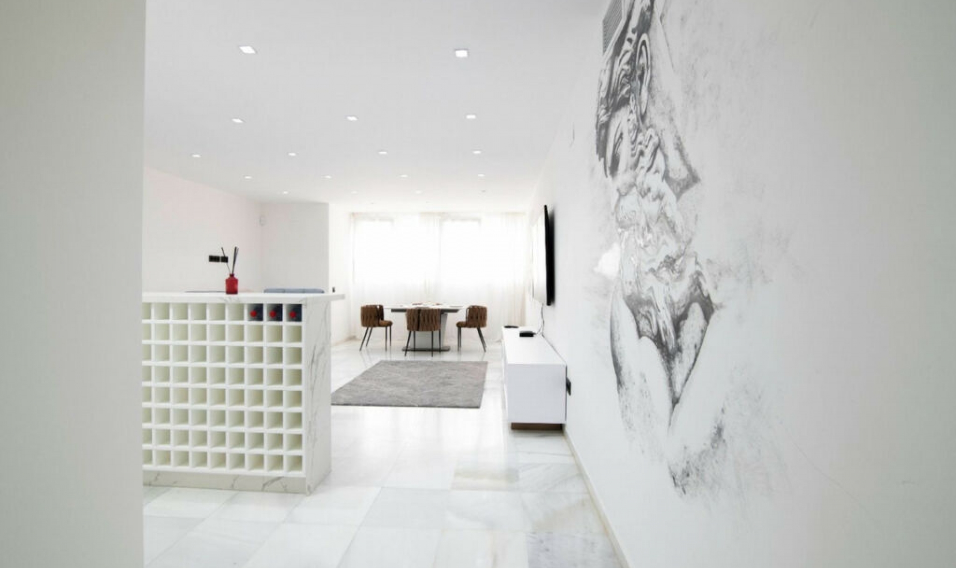 Resale - Apartment -
Puerto Banús