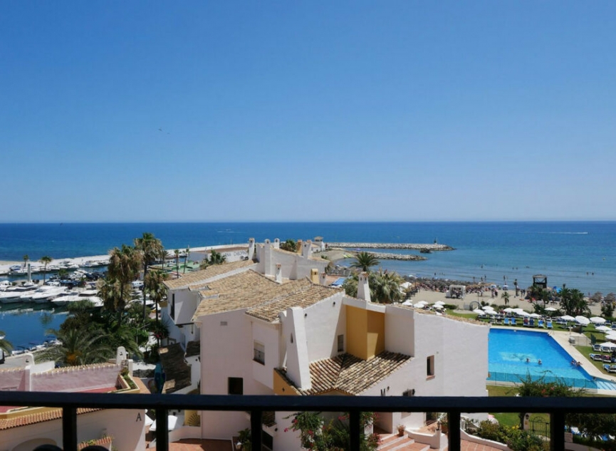 Resale - Apartment -
Puerto de Cabopino