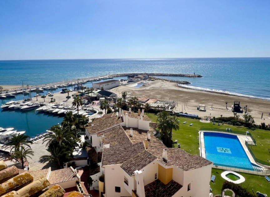 Resale - Apartment -
Puerto de Cabopino