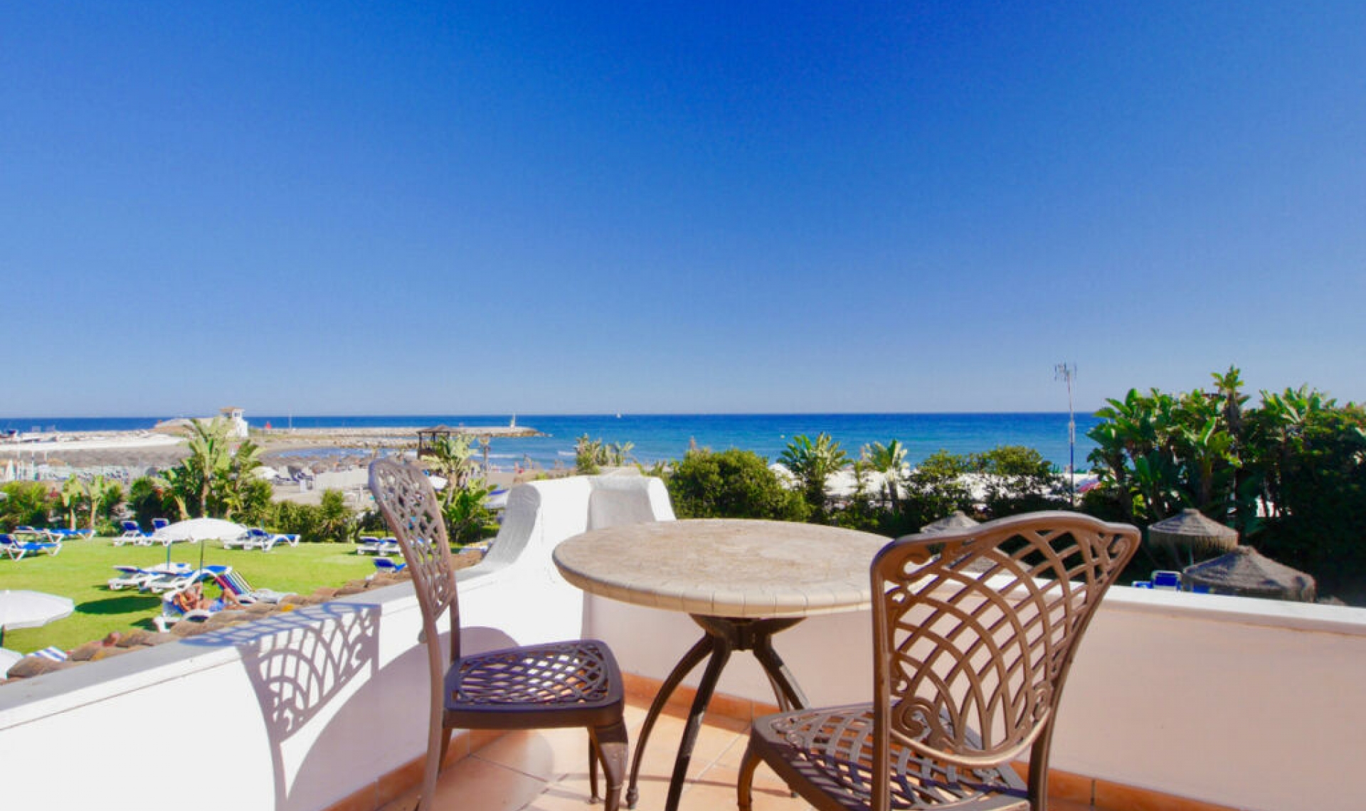 Resale - Apartment -
Puerto de Cabopino