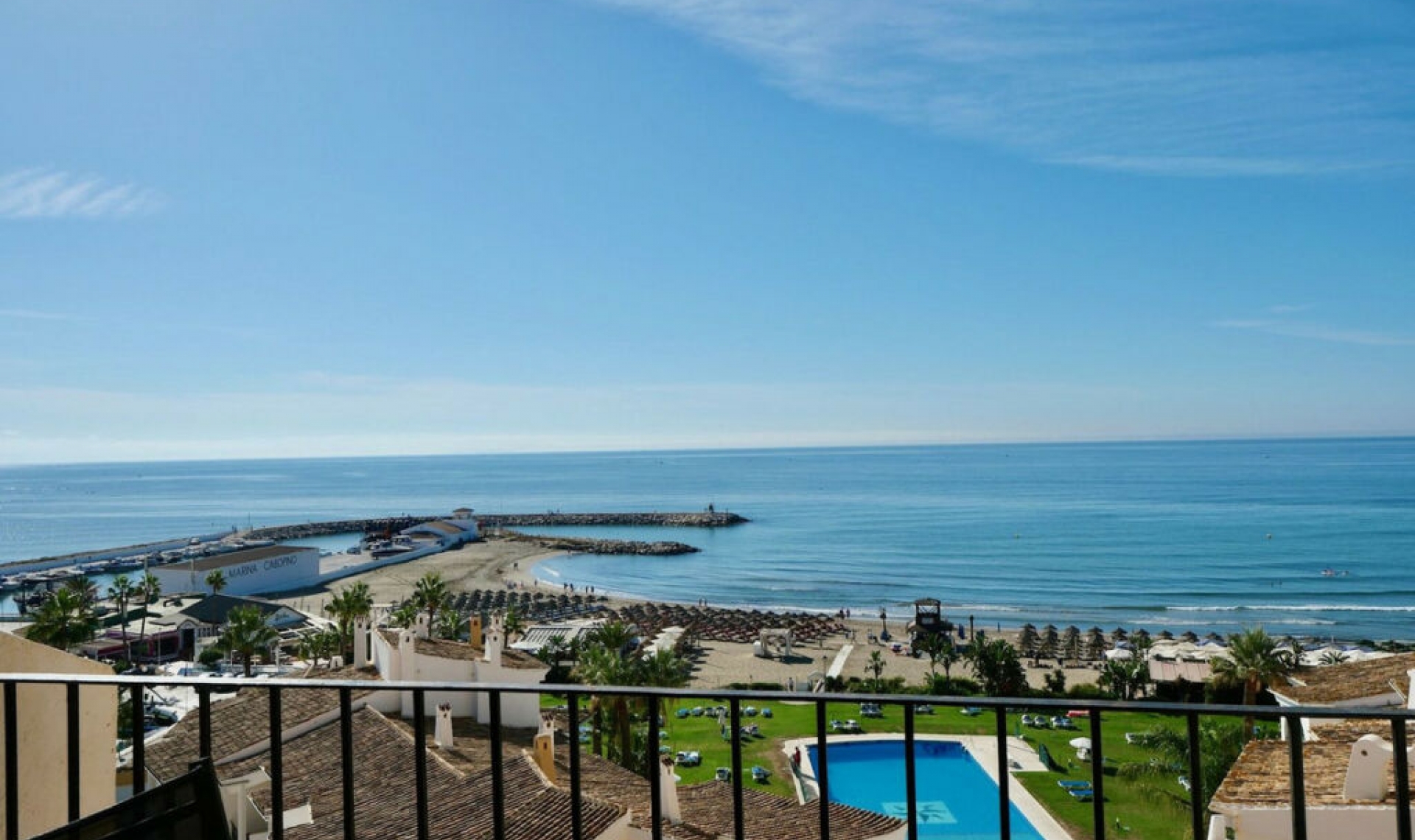 Resale - Apartment -
Puerto de Cabopino