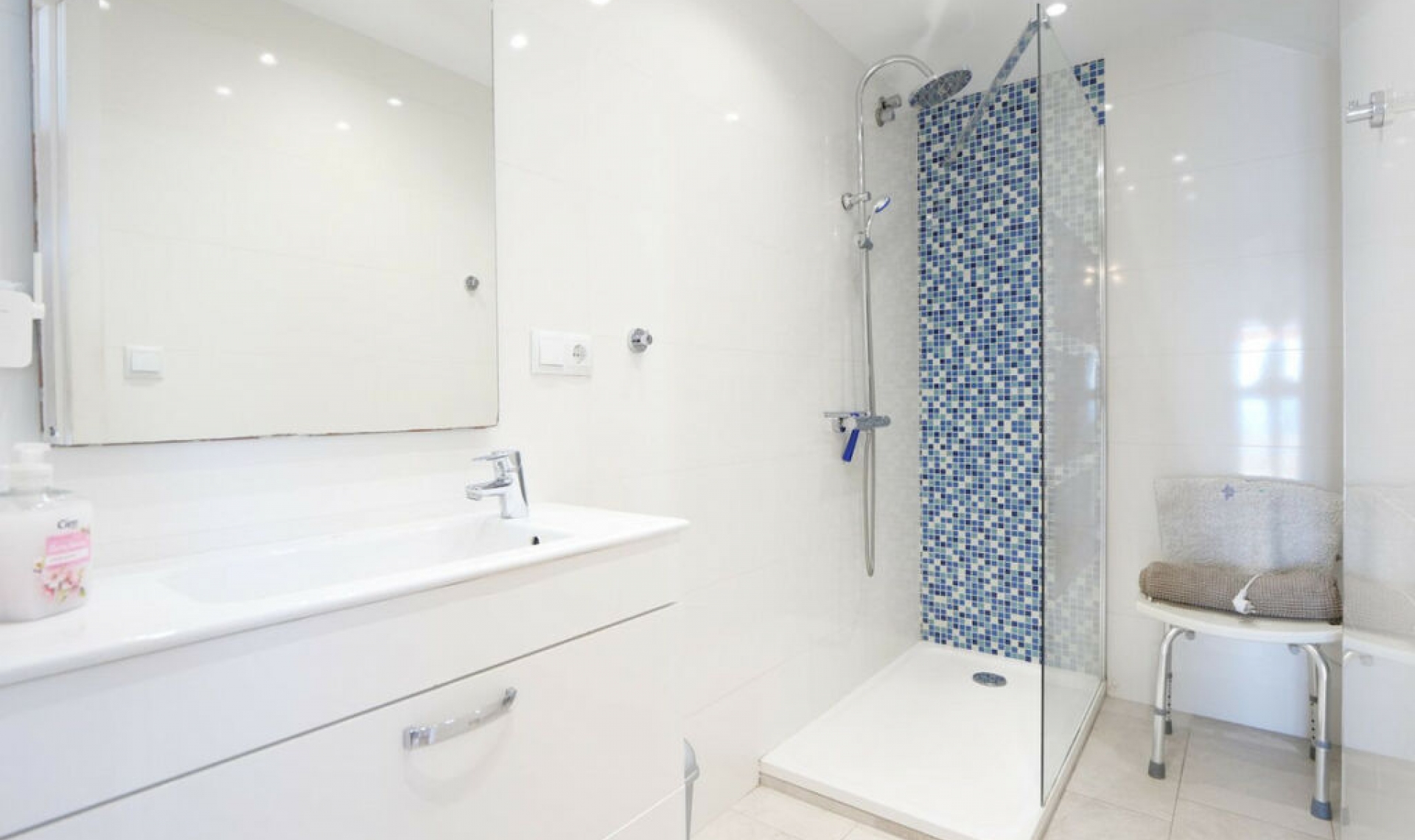 Resale - Apartment -
Puerto de Cabopino