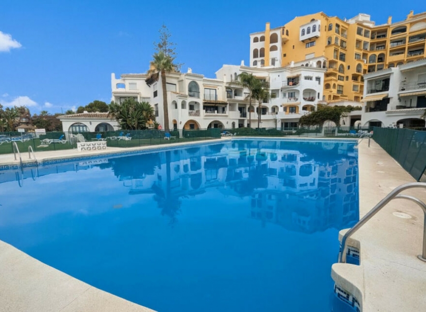 Resale - Apartment -
Puerto de Cabopino