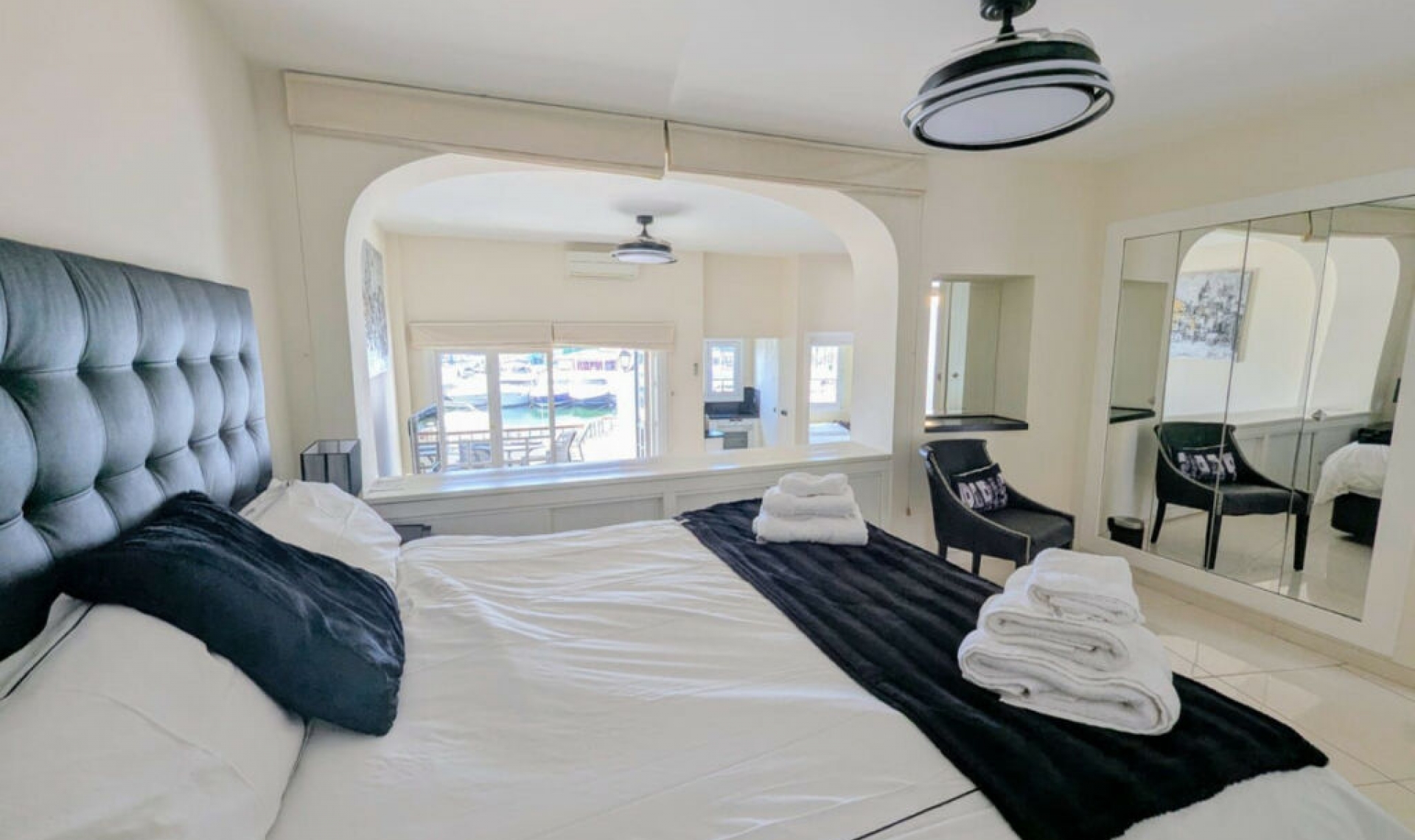 Resale - Apartment -
Puerto de Cabopino