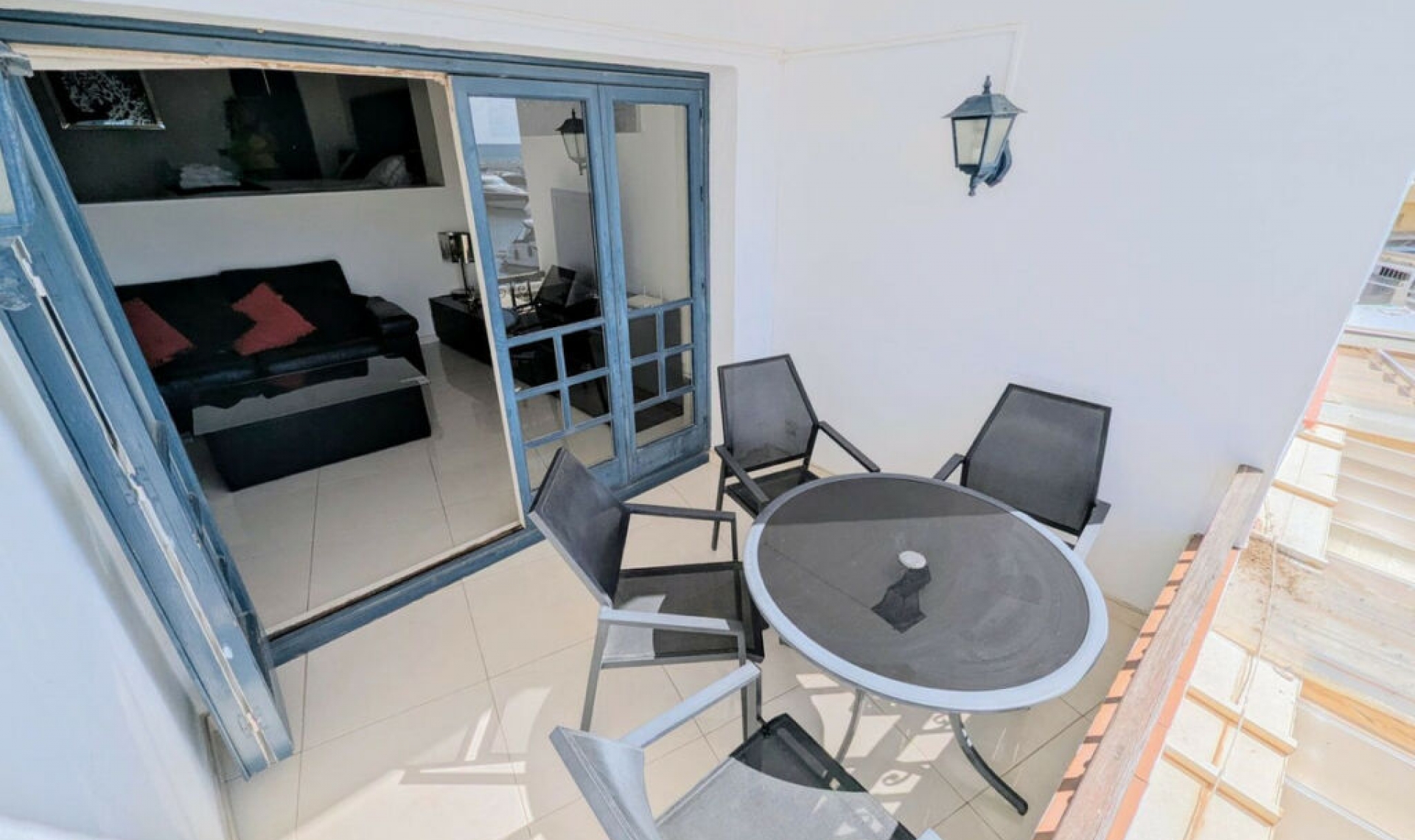 Resale - Apartment -
Puerto de Cabopino