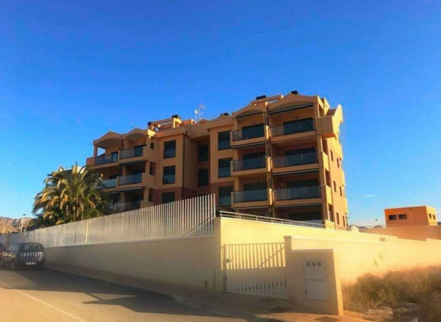 Resale - Apartment -
Puerto de mazarron