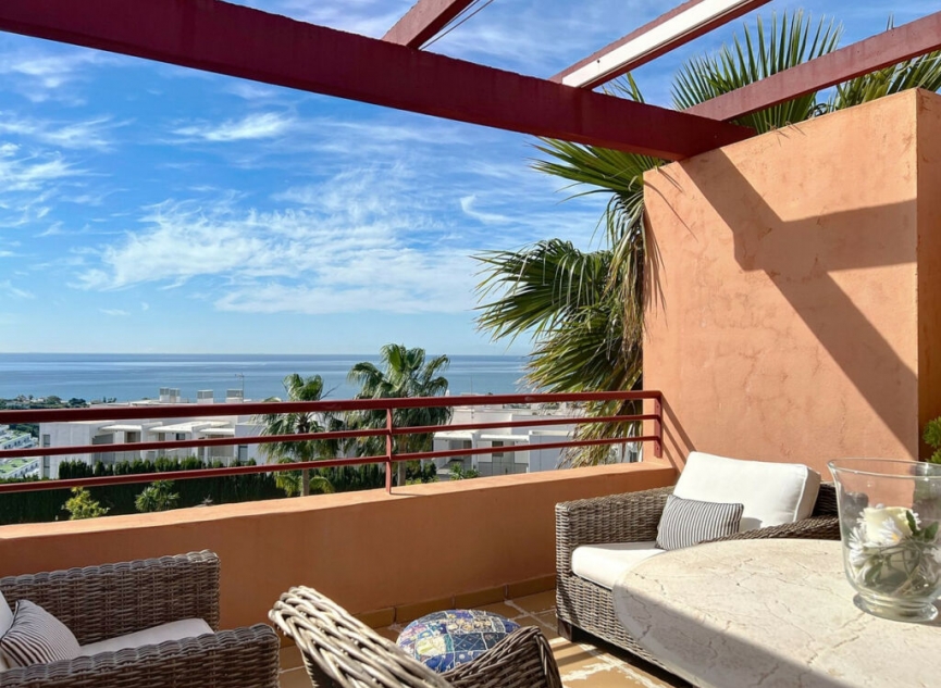 Resale - Apartment -
Punta Chullera