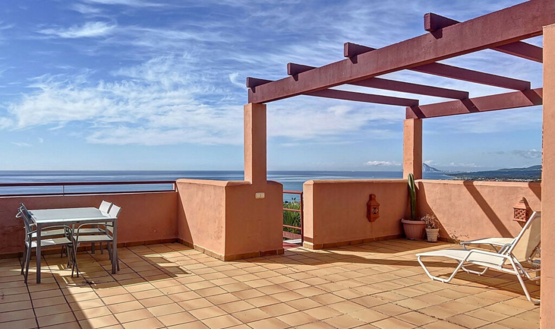Resale - Apartment -
Punta Chullera
