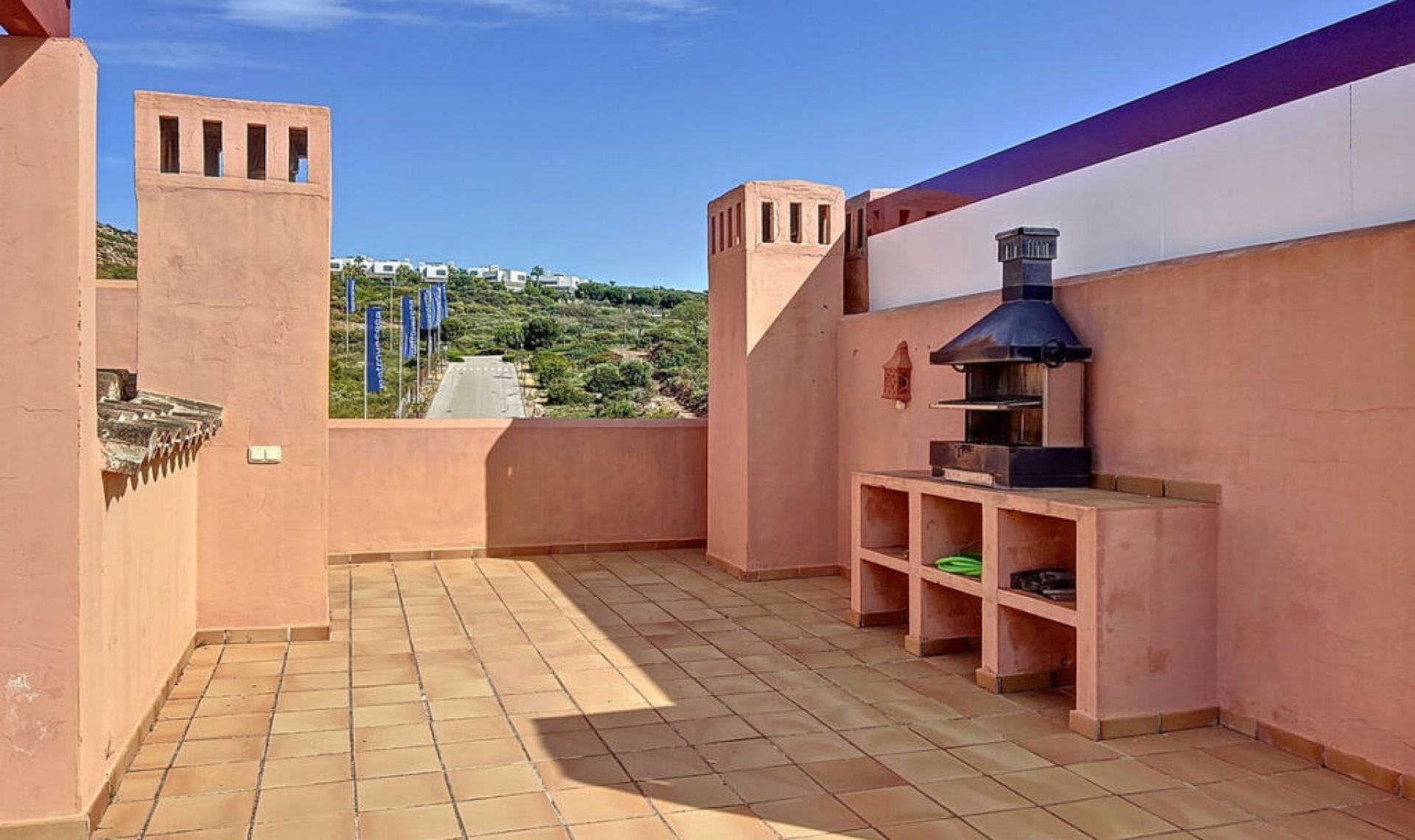 Resale - Apartment -
Punta Chullera