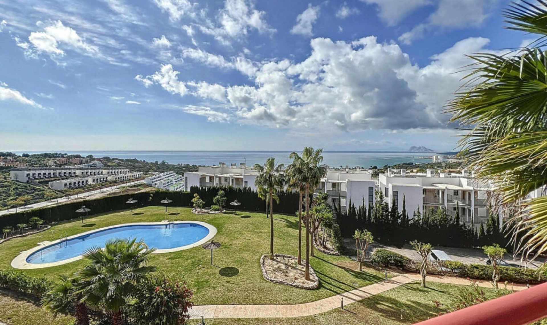 Resale - Apartment -
Punta Chullera