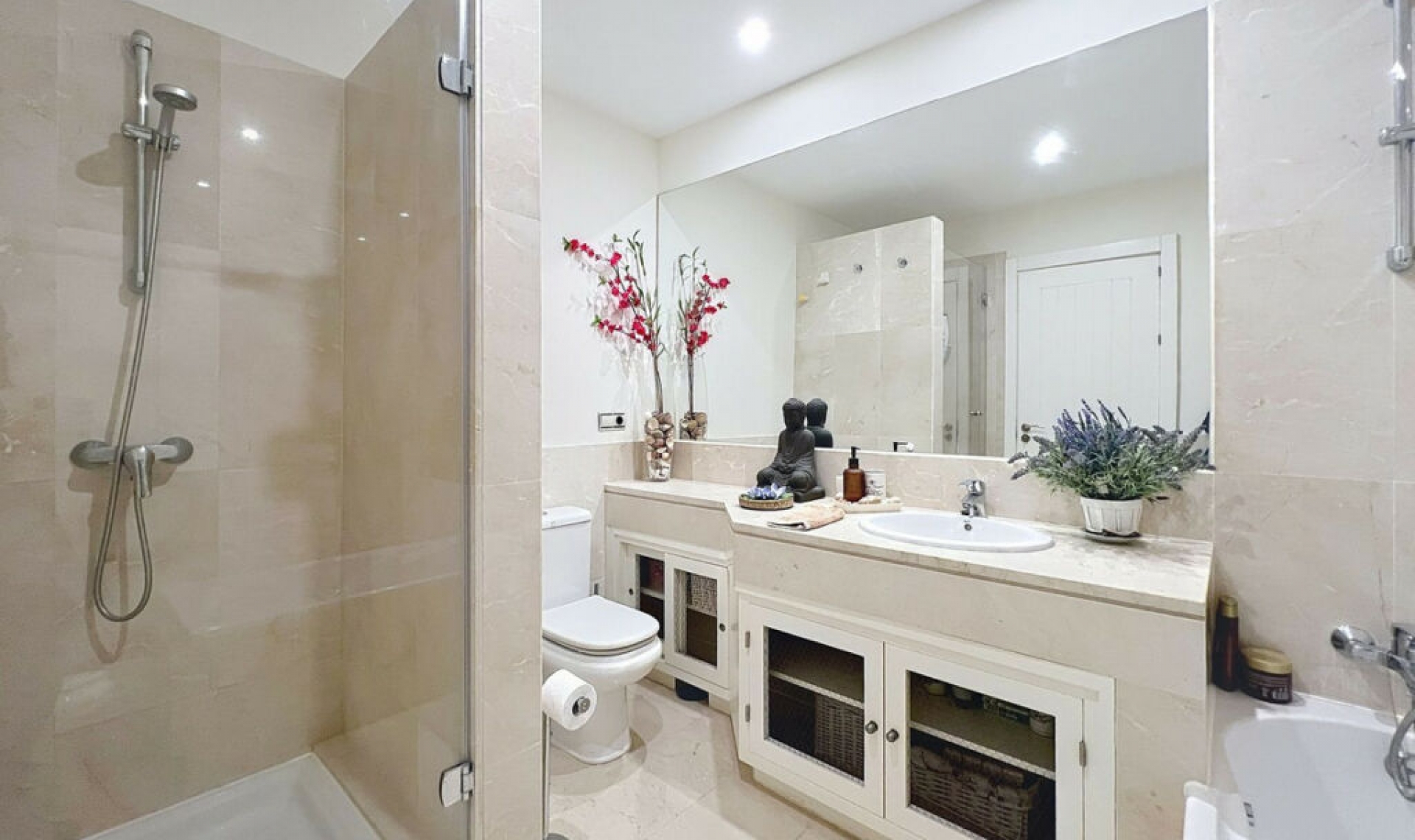 Resale - Apartment -
Punta Chullera