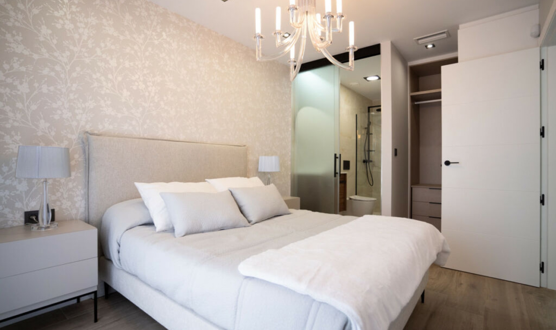 Resale - Apartment -
Punta Prima