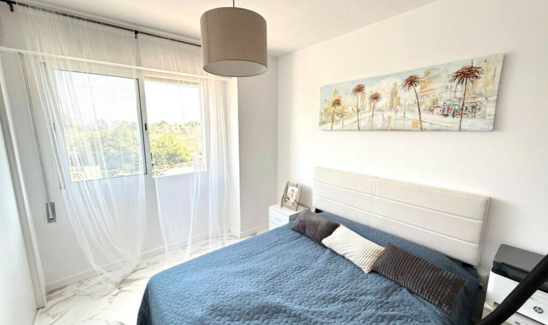 Resale - Apartment -
Punta Prima