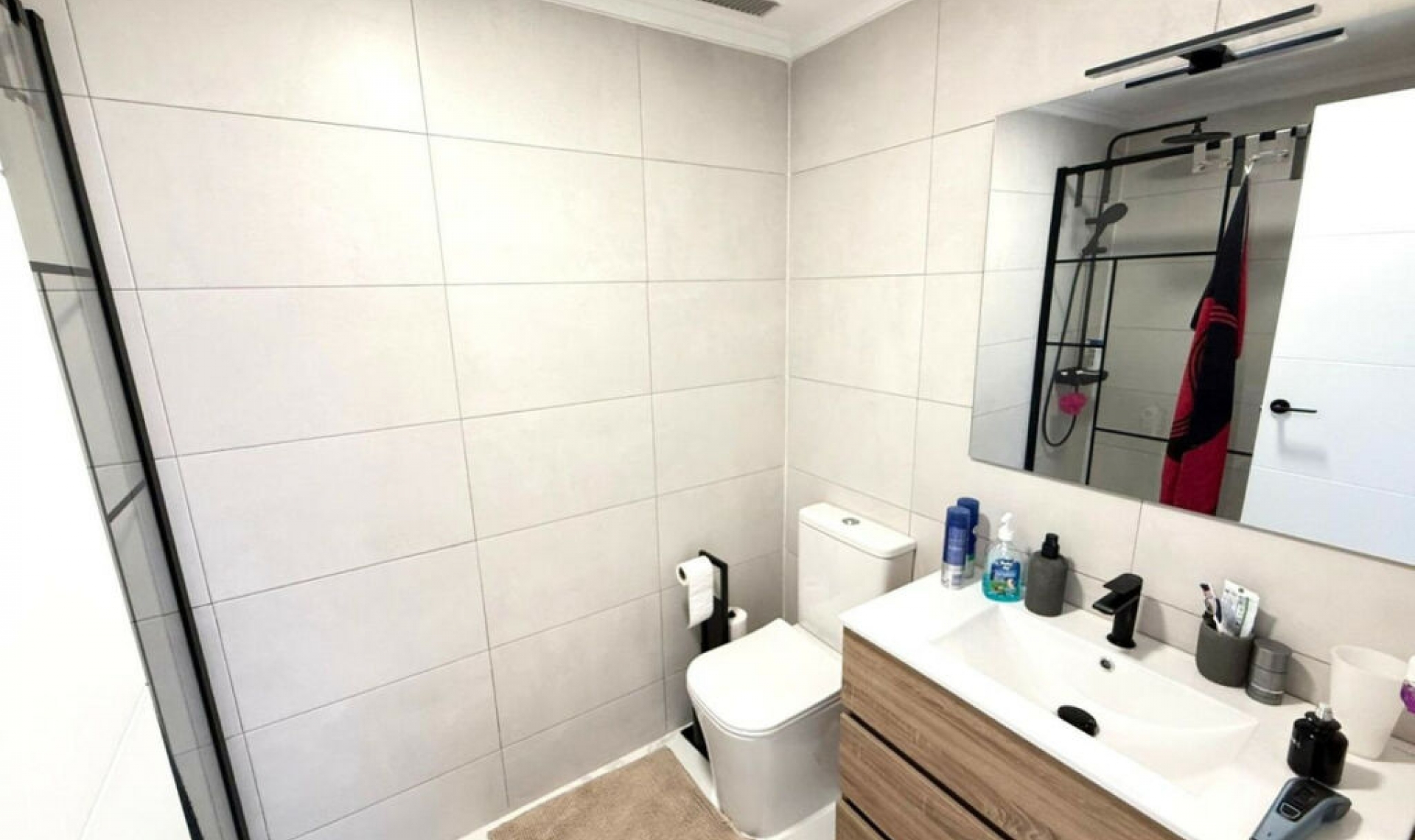 Resale - Apartment -
Punta Prima