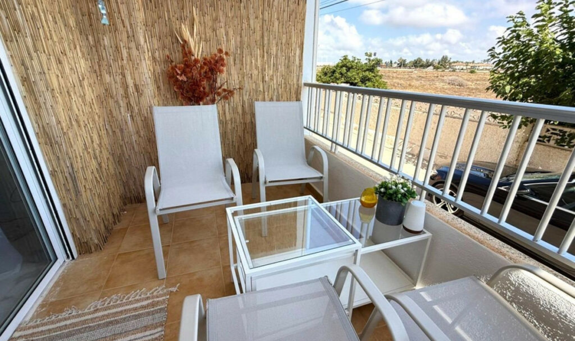 Resale - Apartment -
Punta Prima
