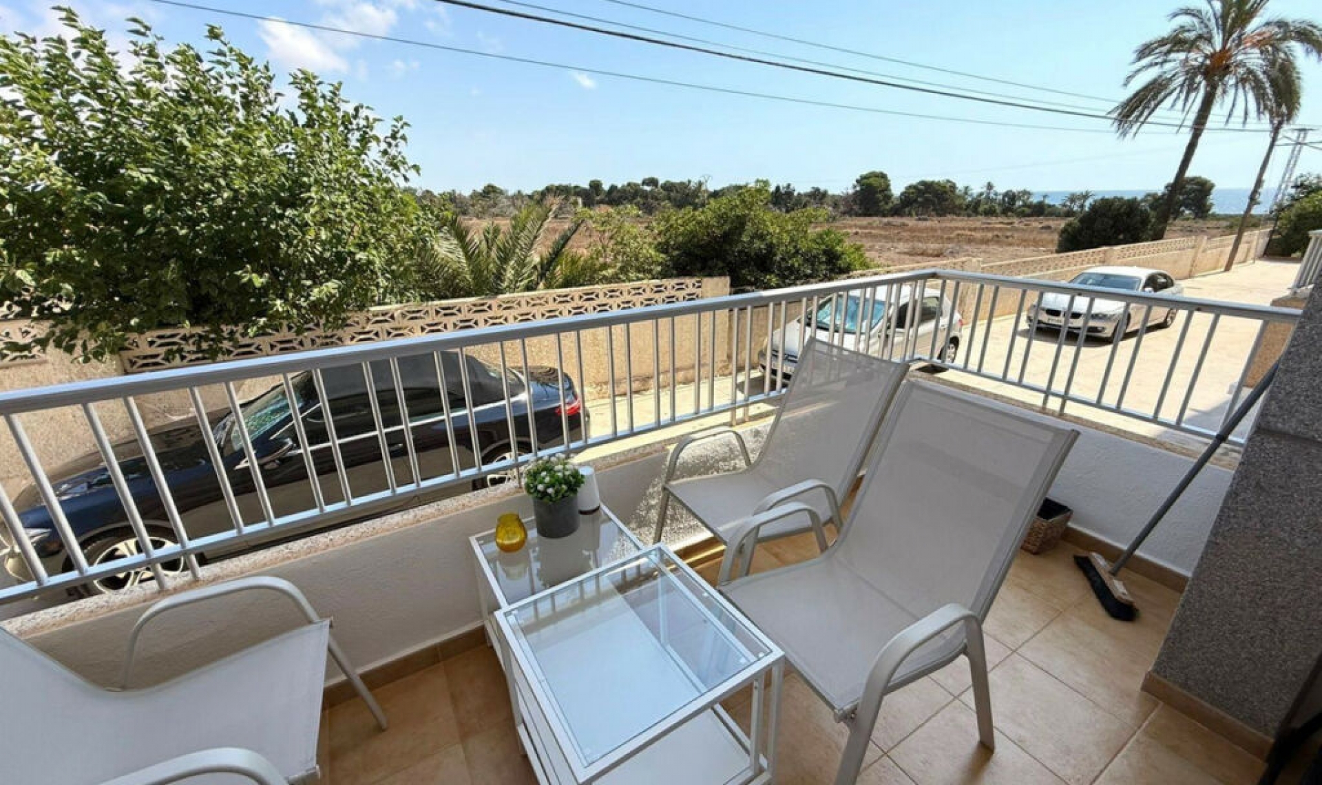 Resale - Apartment -
Punta Prima