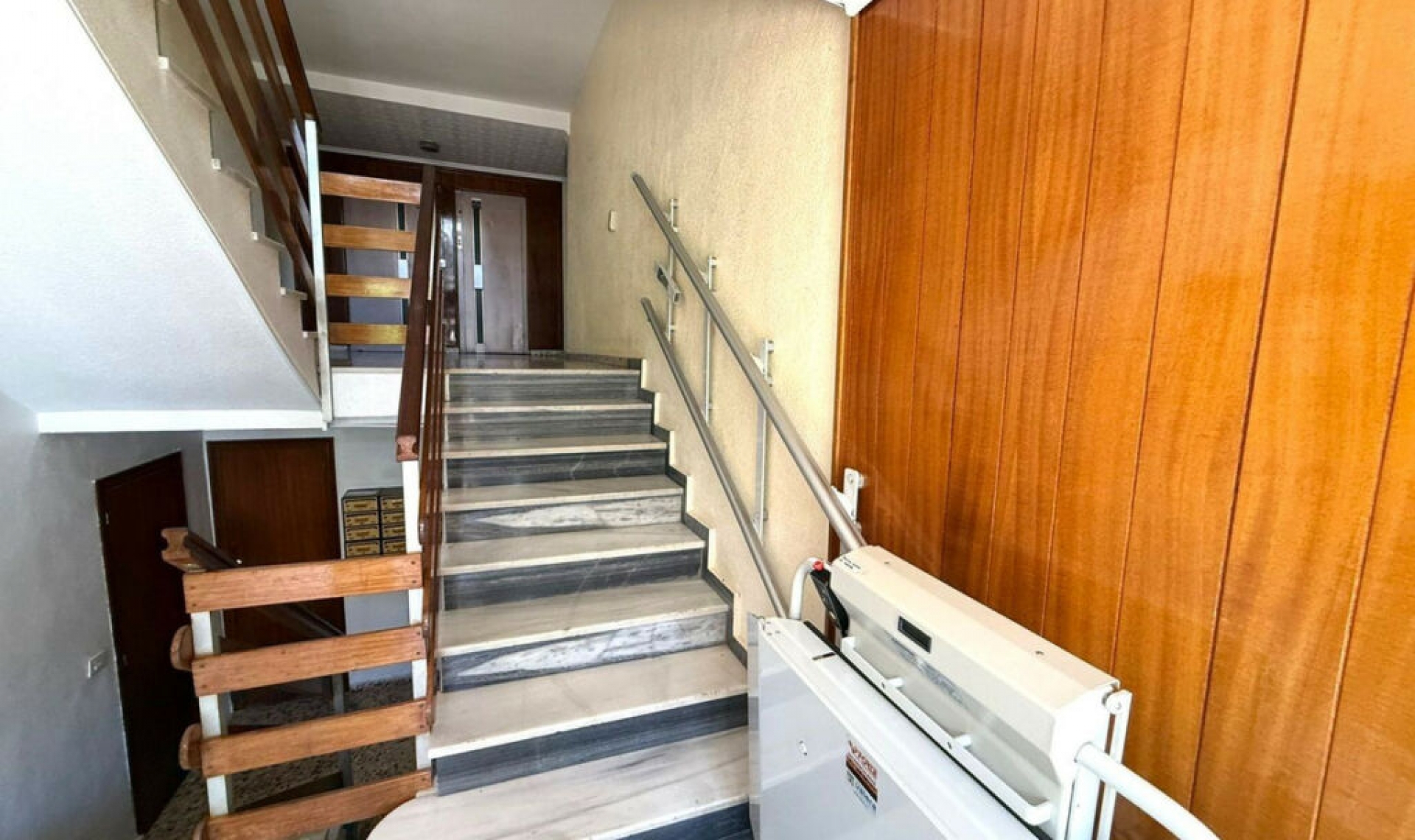 Resale - Apartment -
Punta Prima