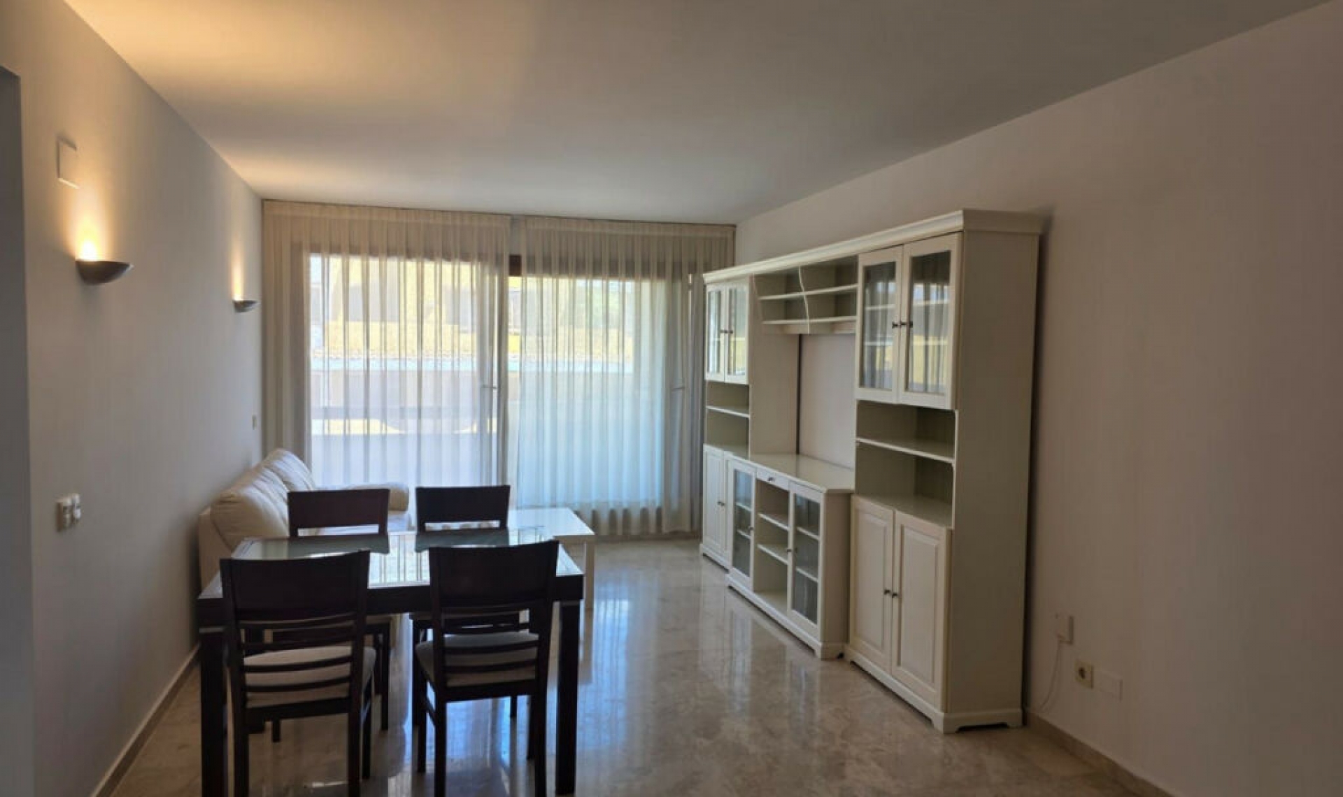 Resale - Apartment -
Punta Prima