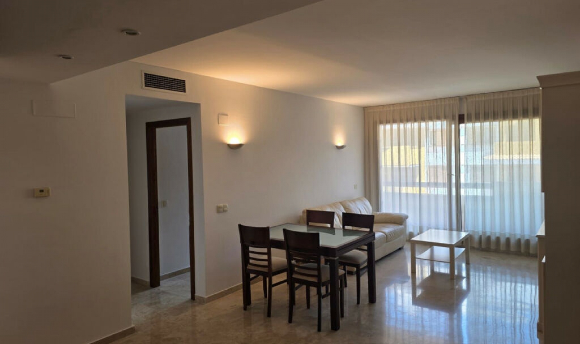 Resale - Apartment -
Punta Prima