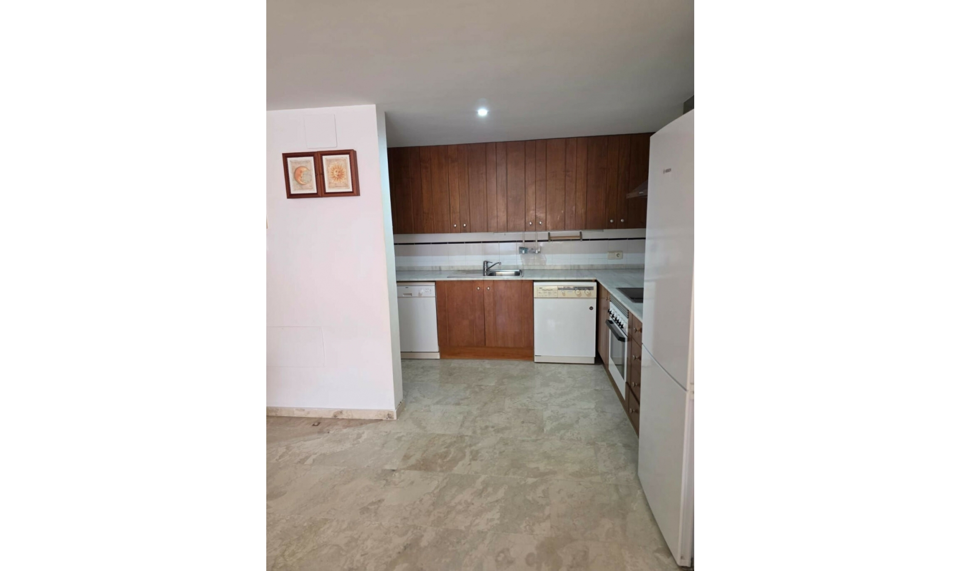 Resale - Apartment -
Punta Prima