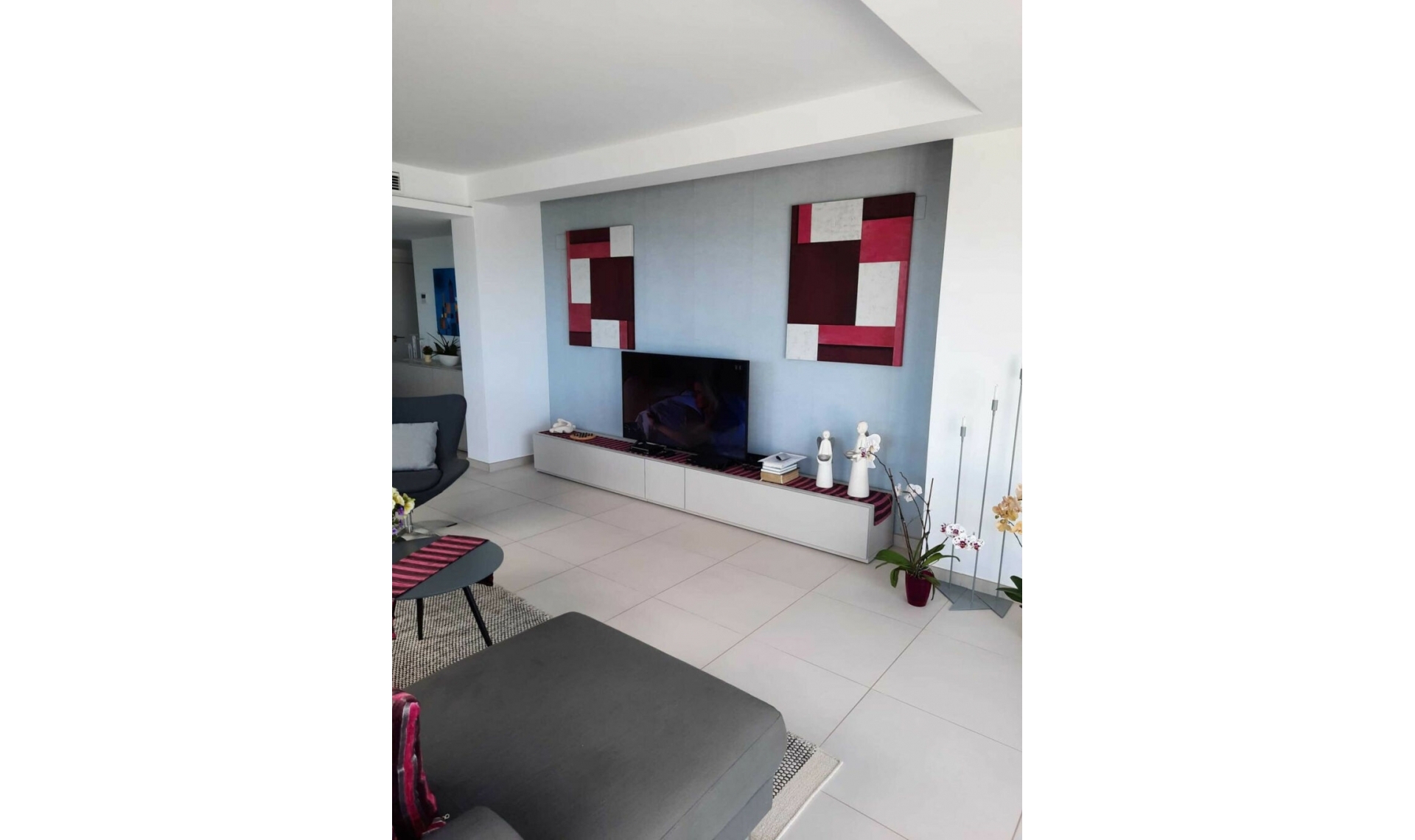 Resale - Apartment -
Punta Prima
